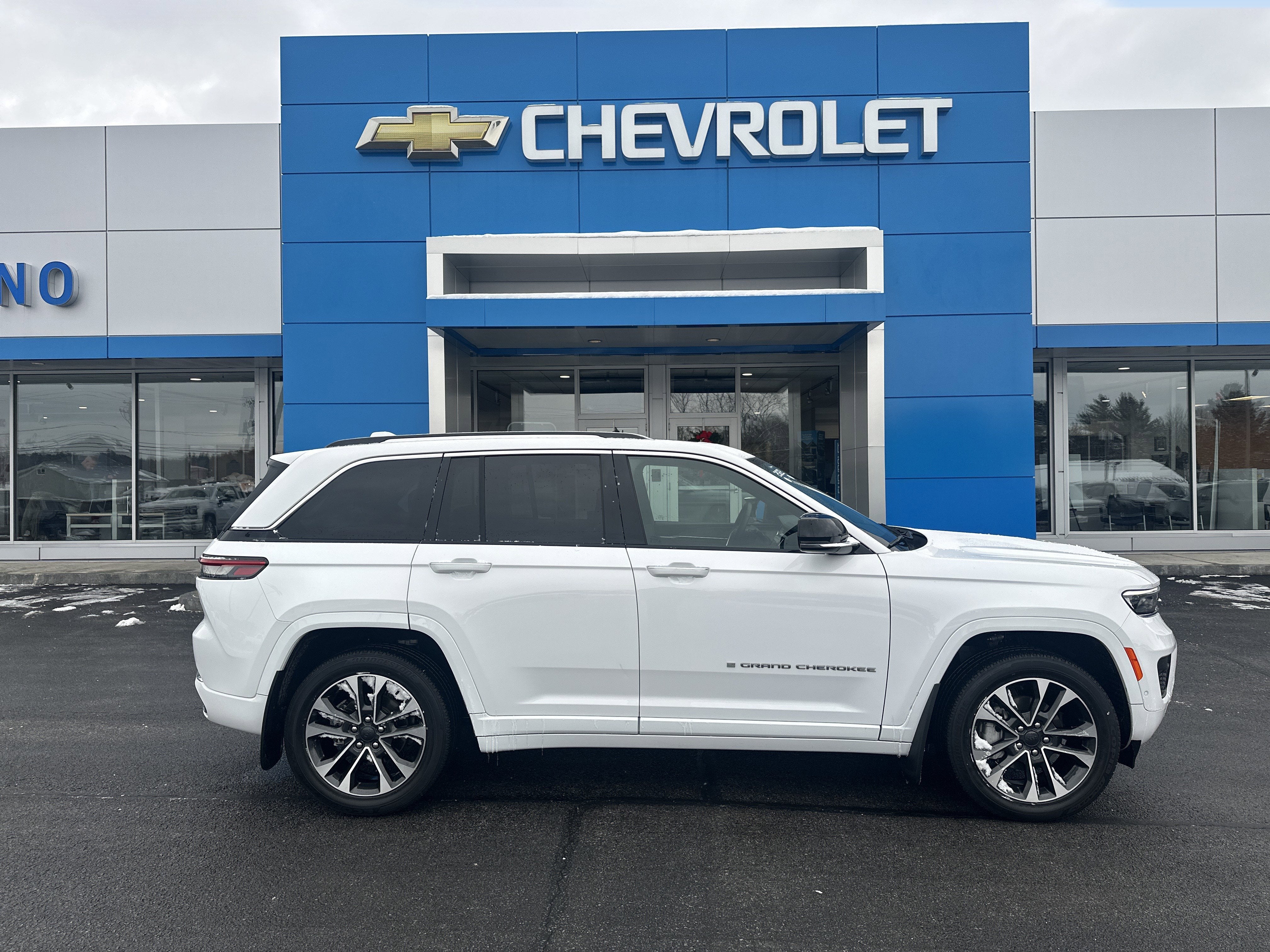 2022 Jeep Grand Cherokee Overland 4x4