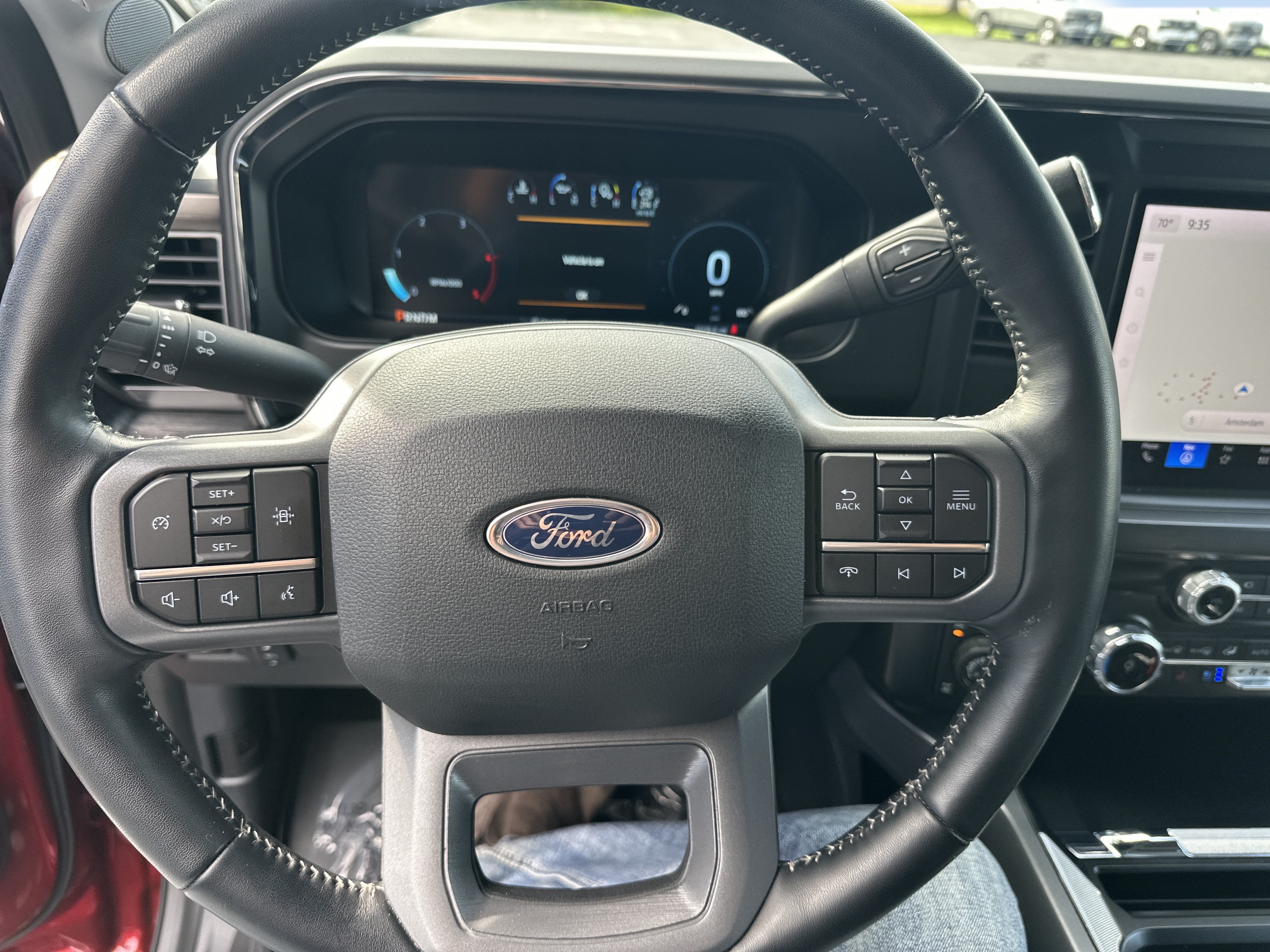 2025 Ford F-350 LARIAT
