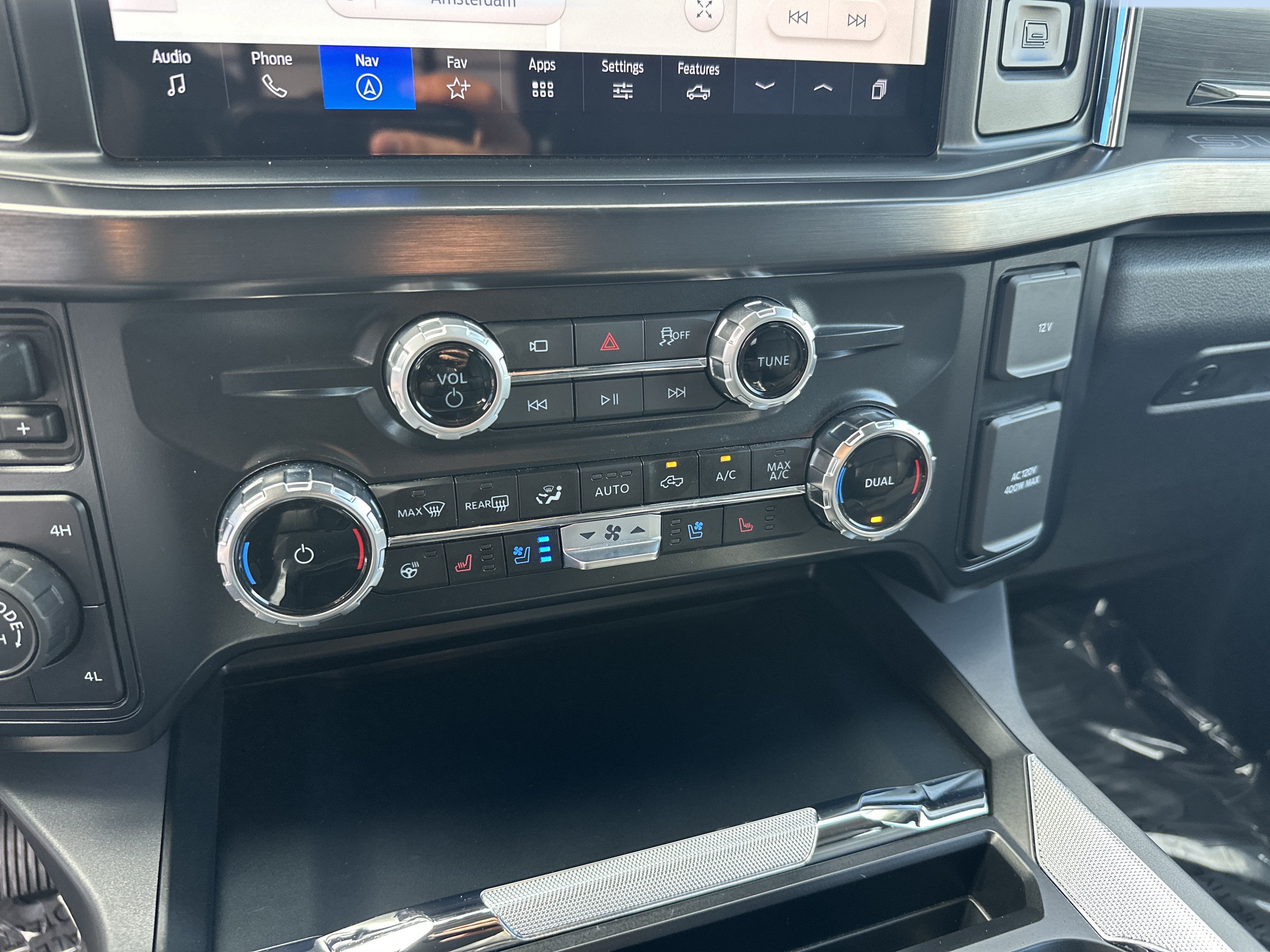 2025 Ford F-350 LARIAT