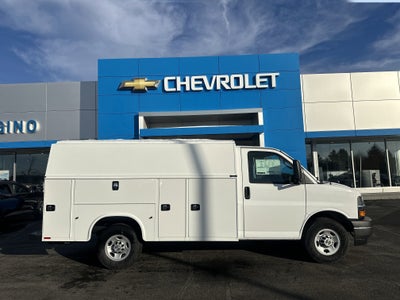2025 Chevrolet Express Cutaway 3500 1WT