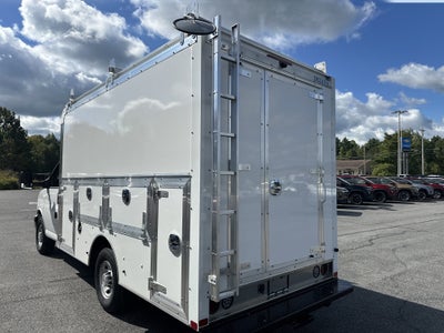 2026 Chevrolet Express Cutaway 3500 1WT