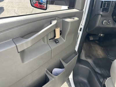 2026 Chevrolet Express Cutaway 3500 1WT