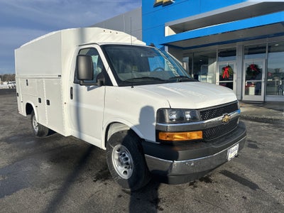 2025 Chevrolet Express Cutaway 3500 1WT