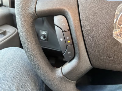 2025 Chevrolet Express Cutaway 3500 1WT