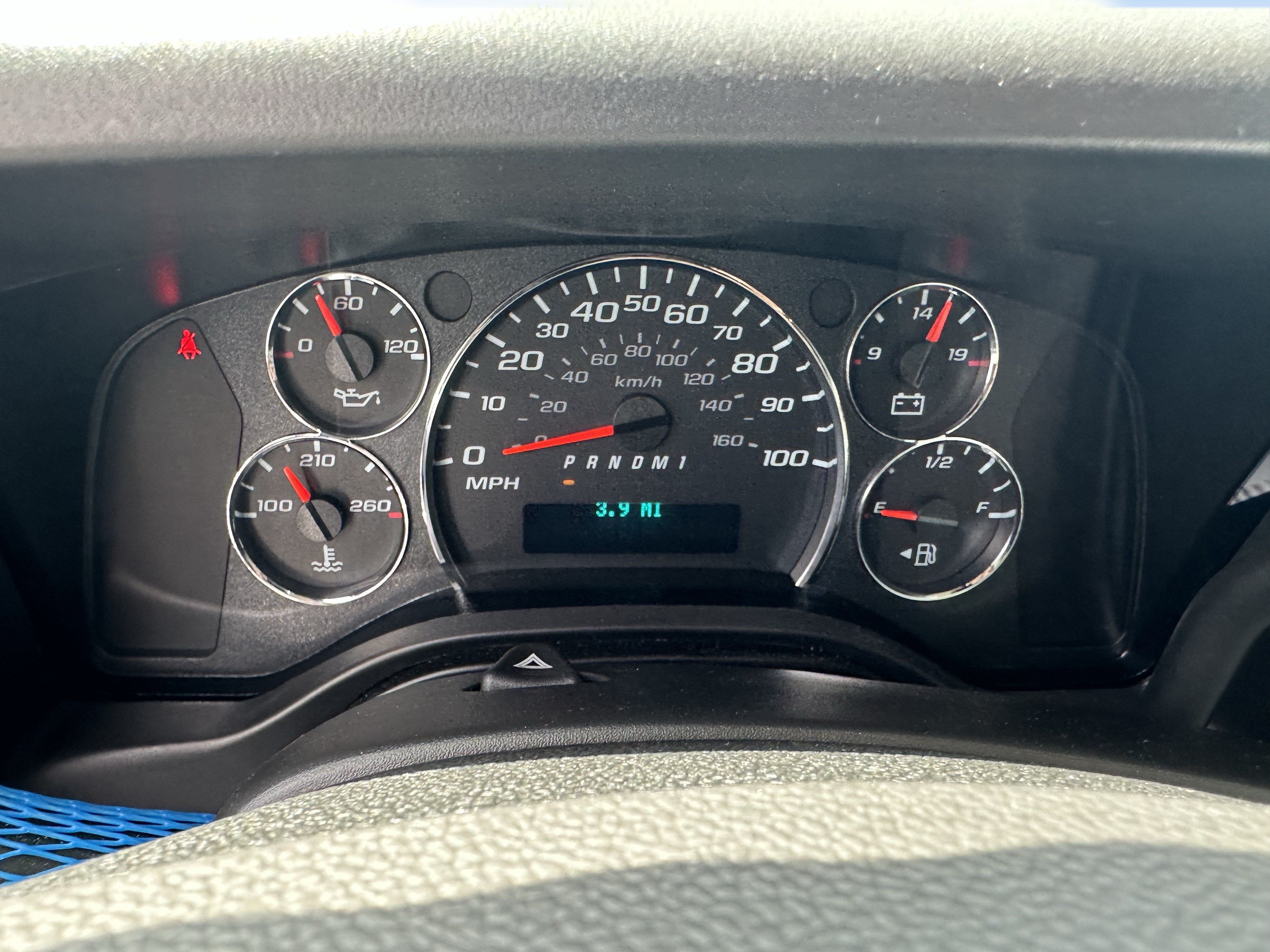 2026 Chevrolet Express Cutaway 3500 1WT
