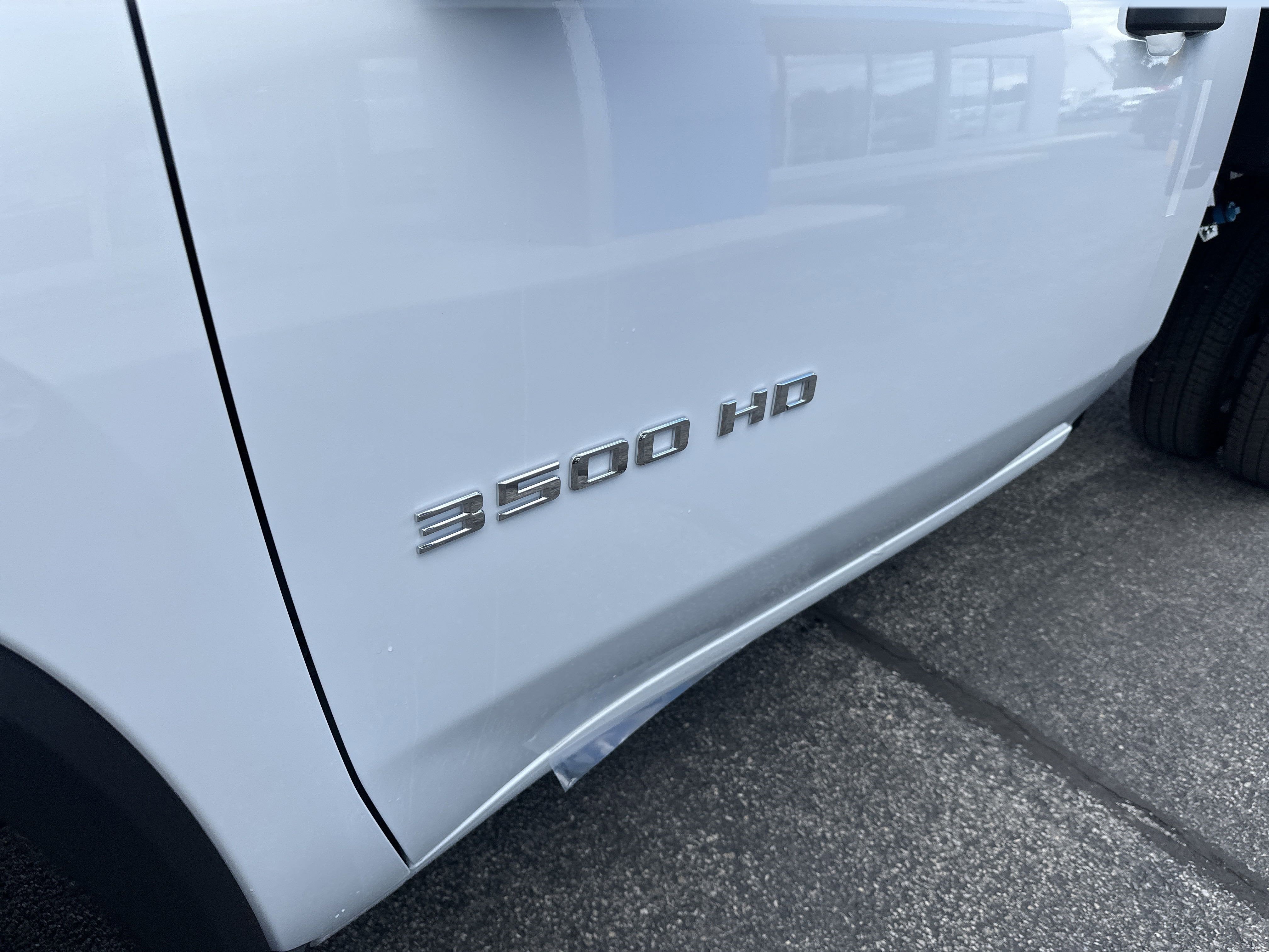 2025 Chevrolet Silverado 3500 HD Chassis Cab Work Truck