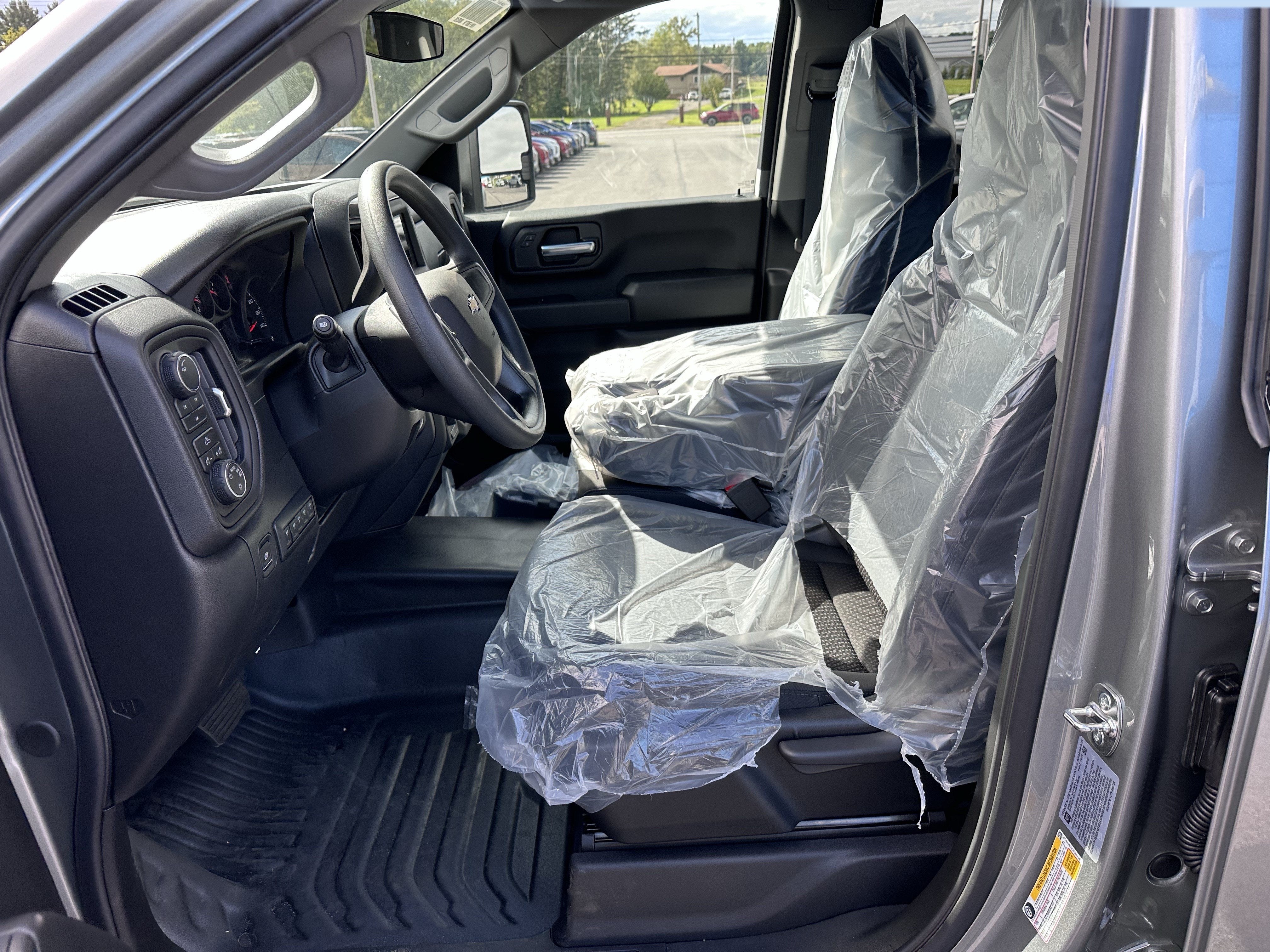 2026 Chevrolet Silverado 3500 HD WT DRW