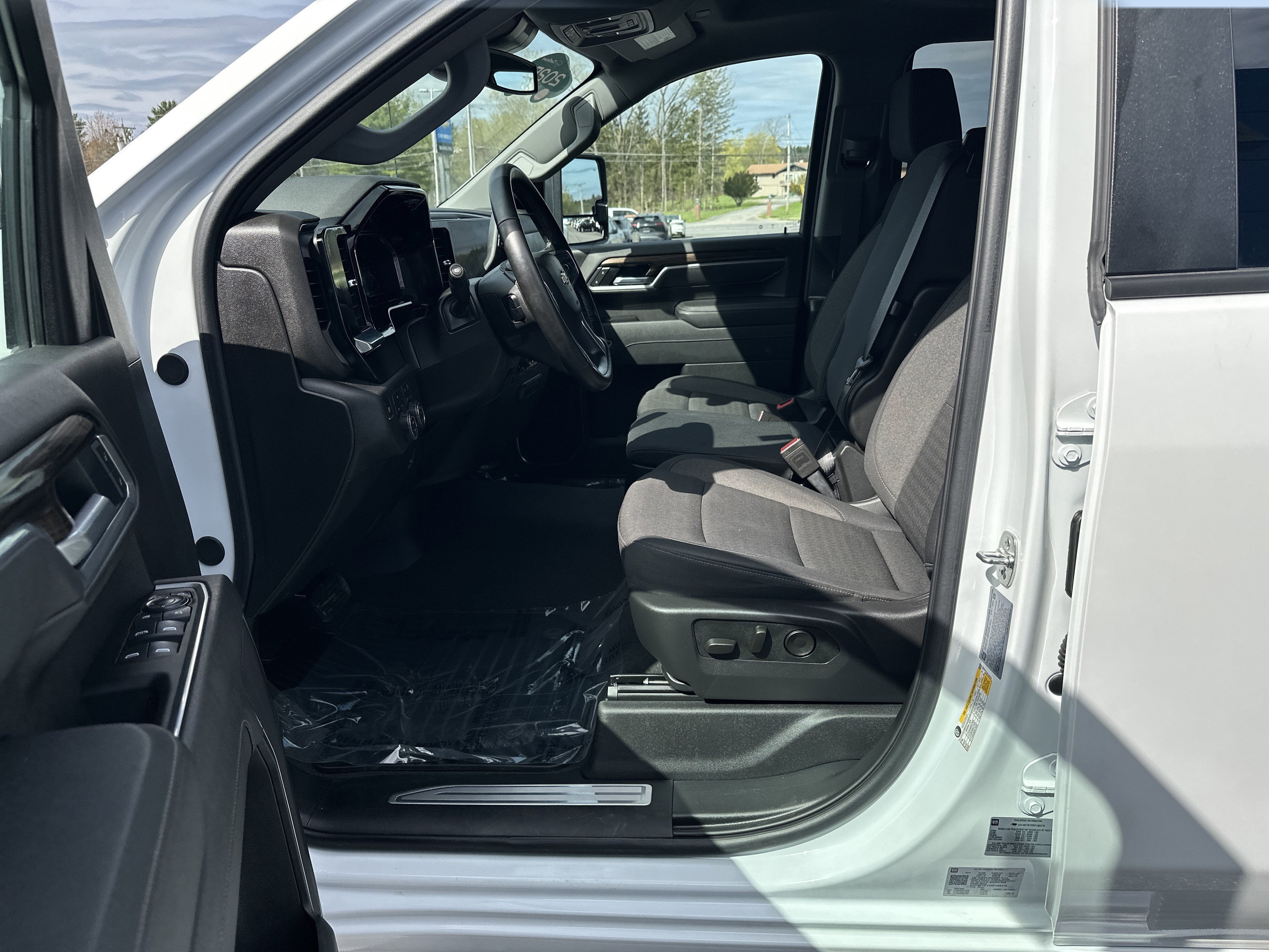 2025 Chevrolet Silverado 3500 HD LT DRW
