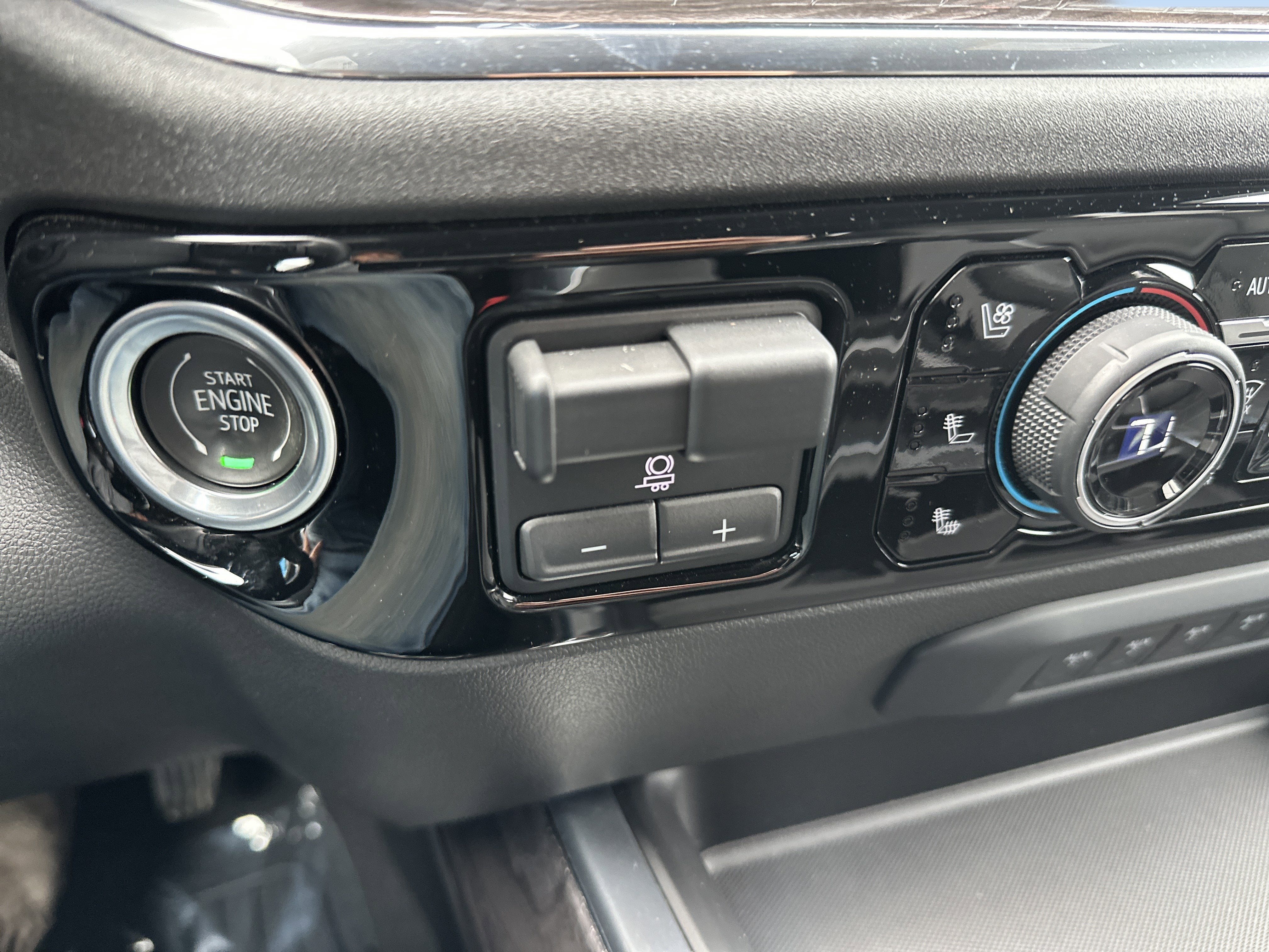 2024 Chevrolet Silverado 3500 HD LTZ