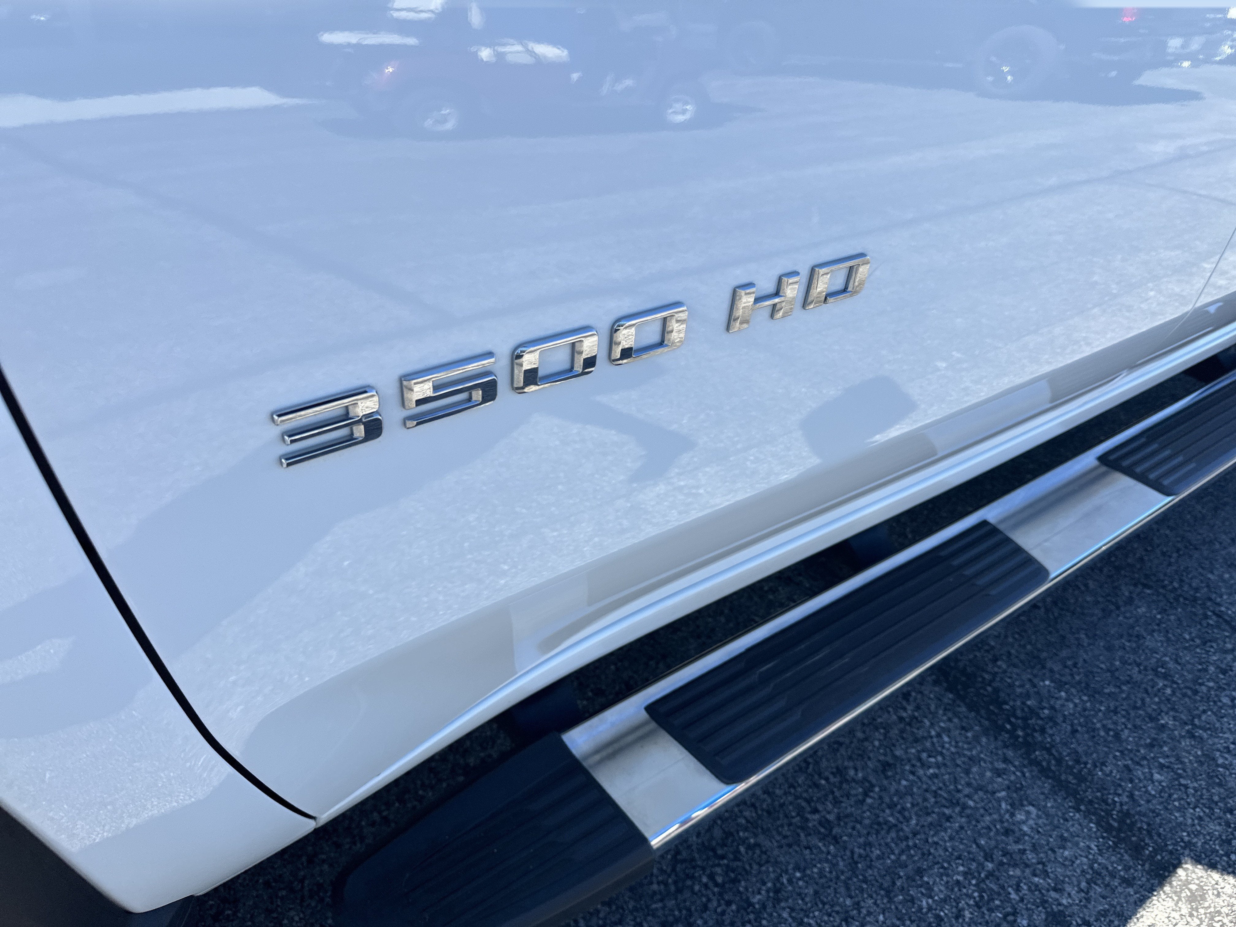 2023 Chevrolet Silverado 3500 HD High Country