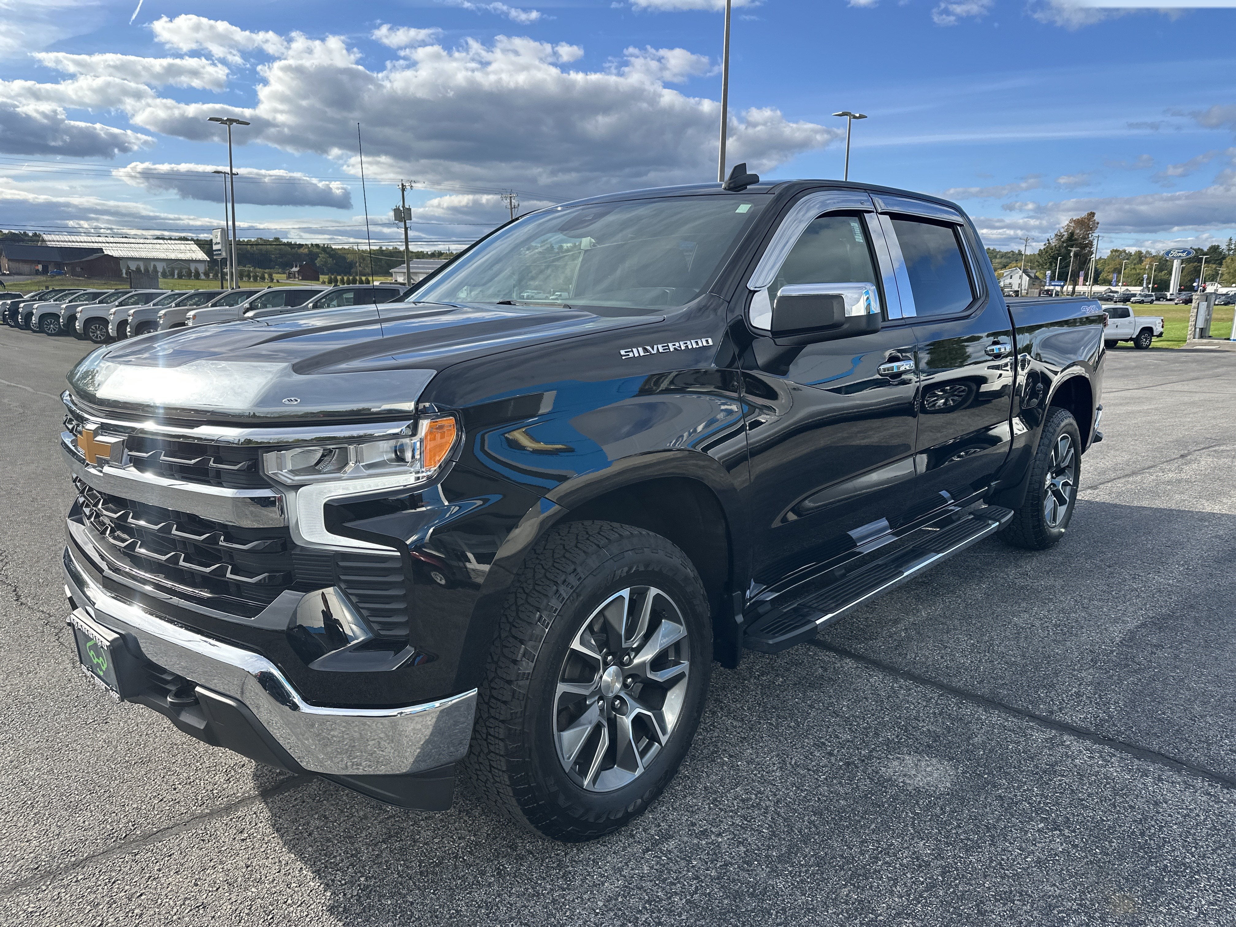 2024 Chevrolet Silverado 1500 LT (2FL)