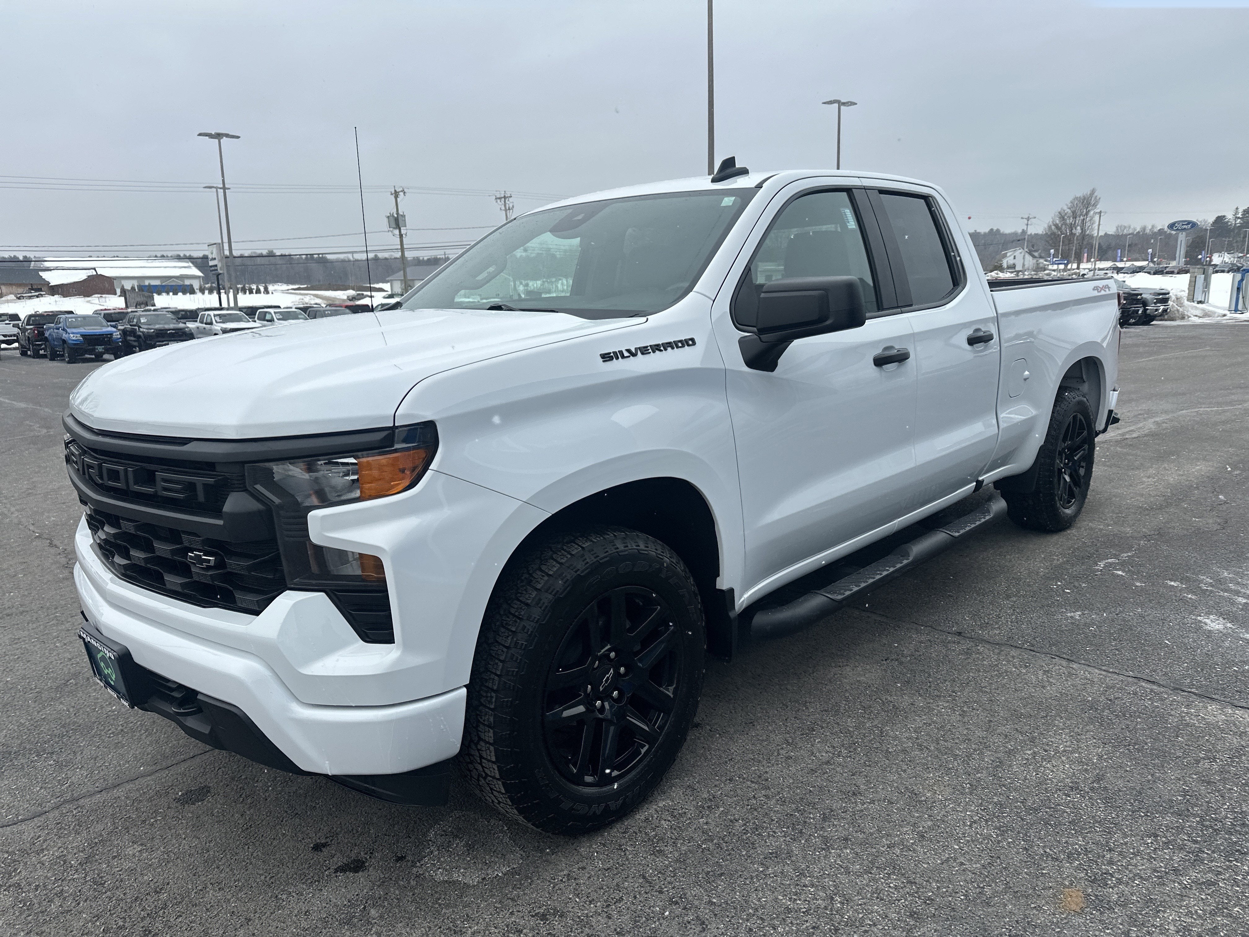 2023 Chevrolet Silverado 1500 Custom