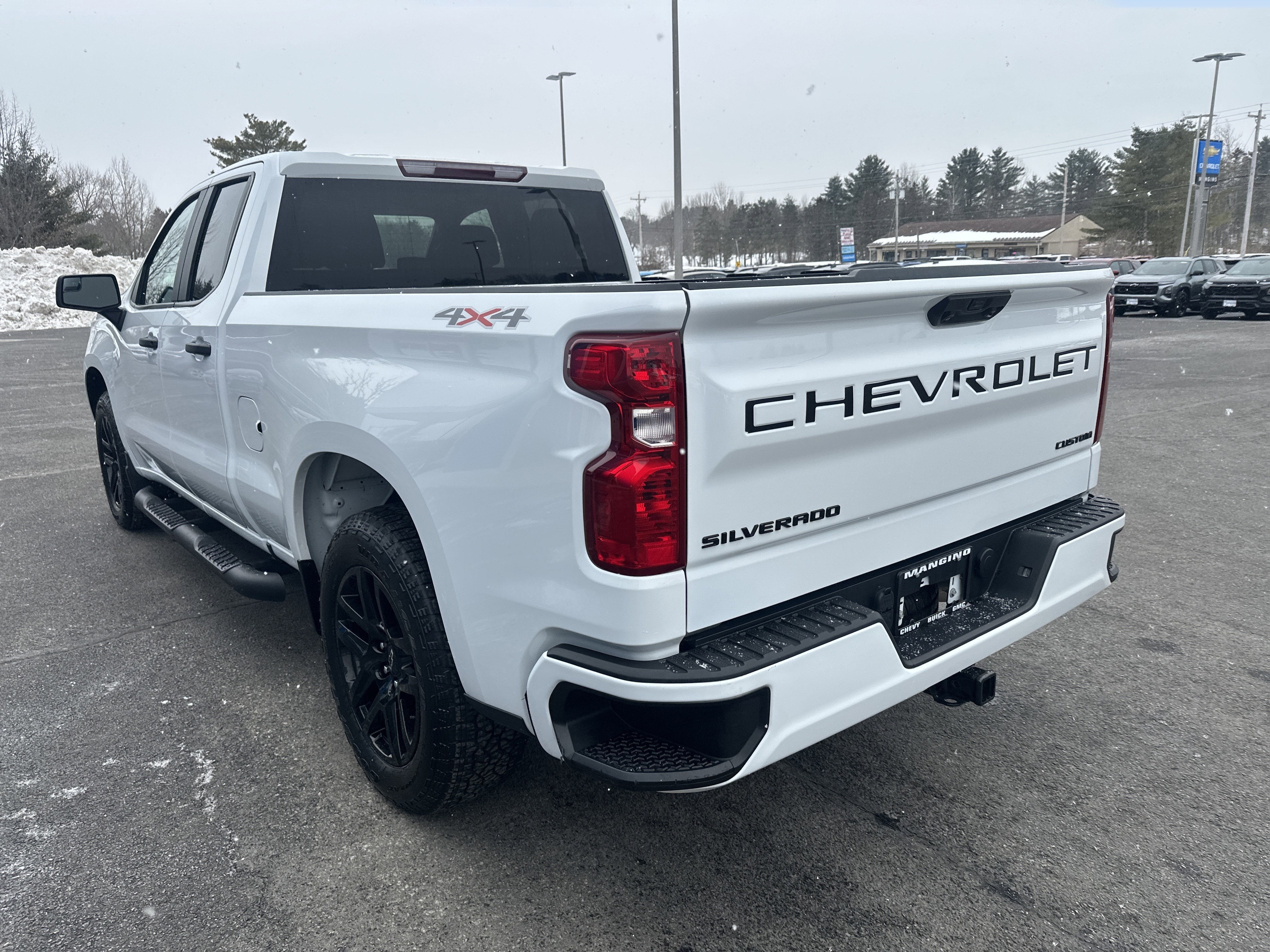 2023 Chevrolet Silverado 1500 Custom