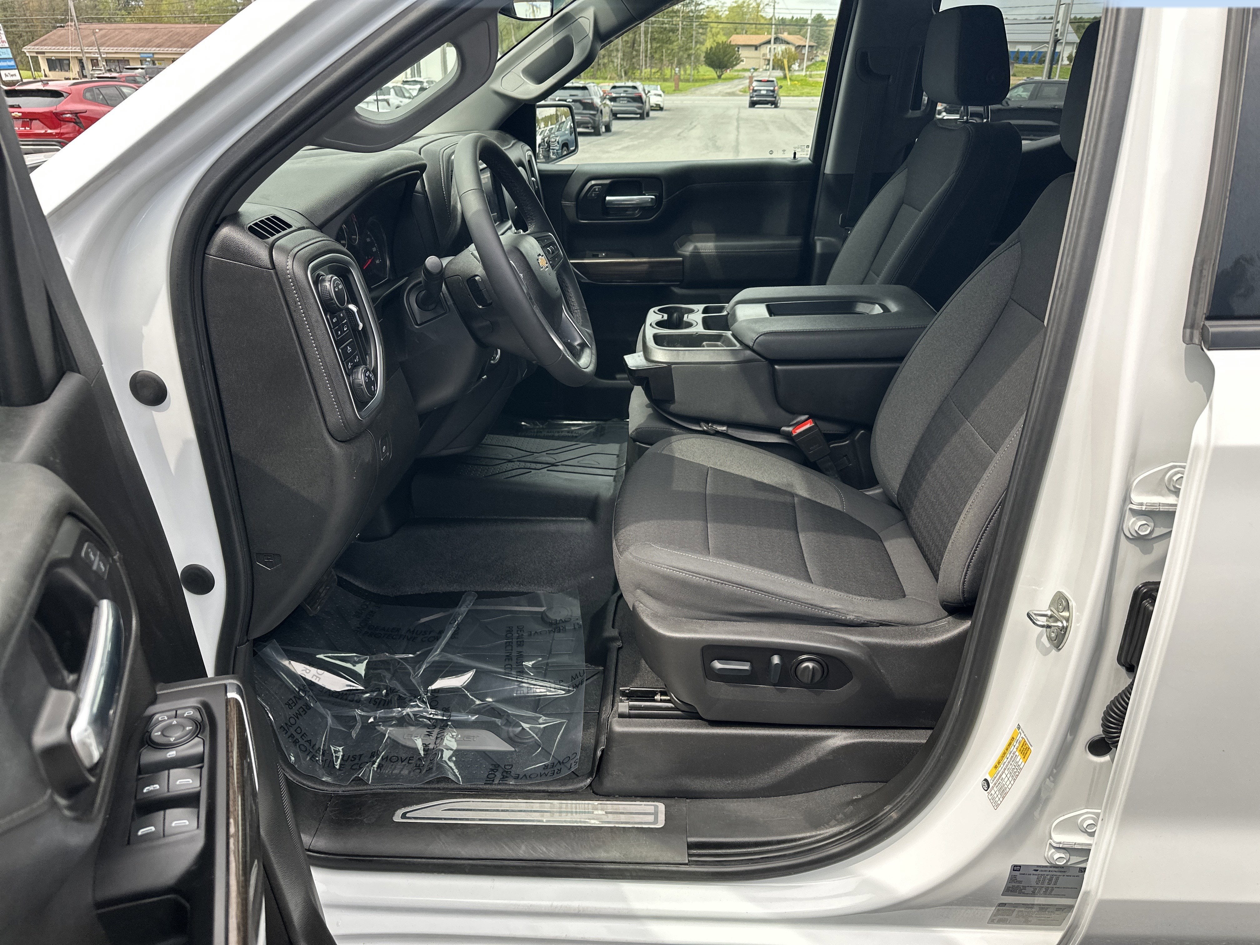 2022 Chevrolet Silverado 1500 LTD LT (2FL)