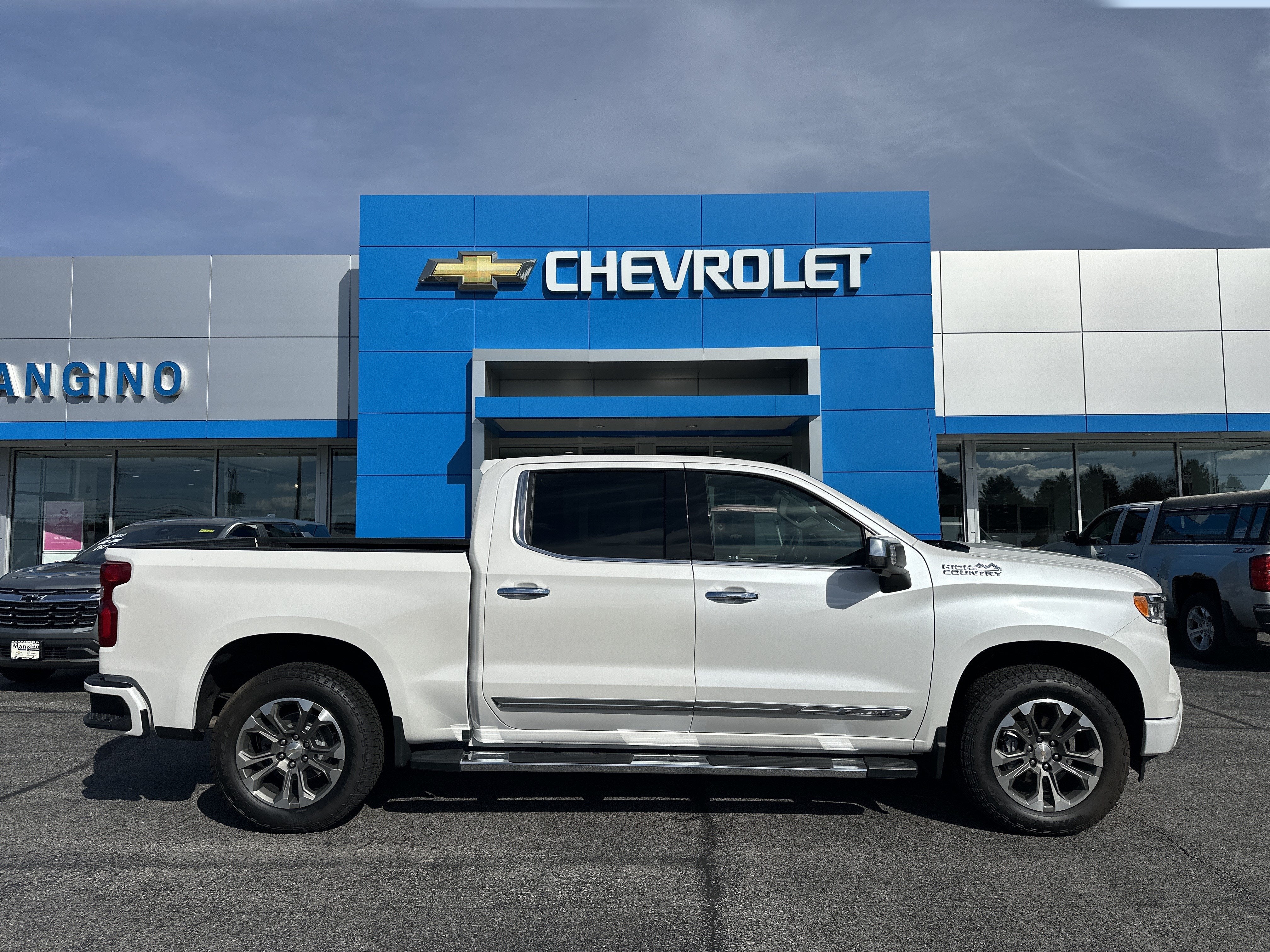 2023 Chevrolet Silverado 1500 High Country