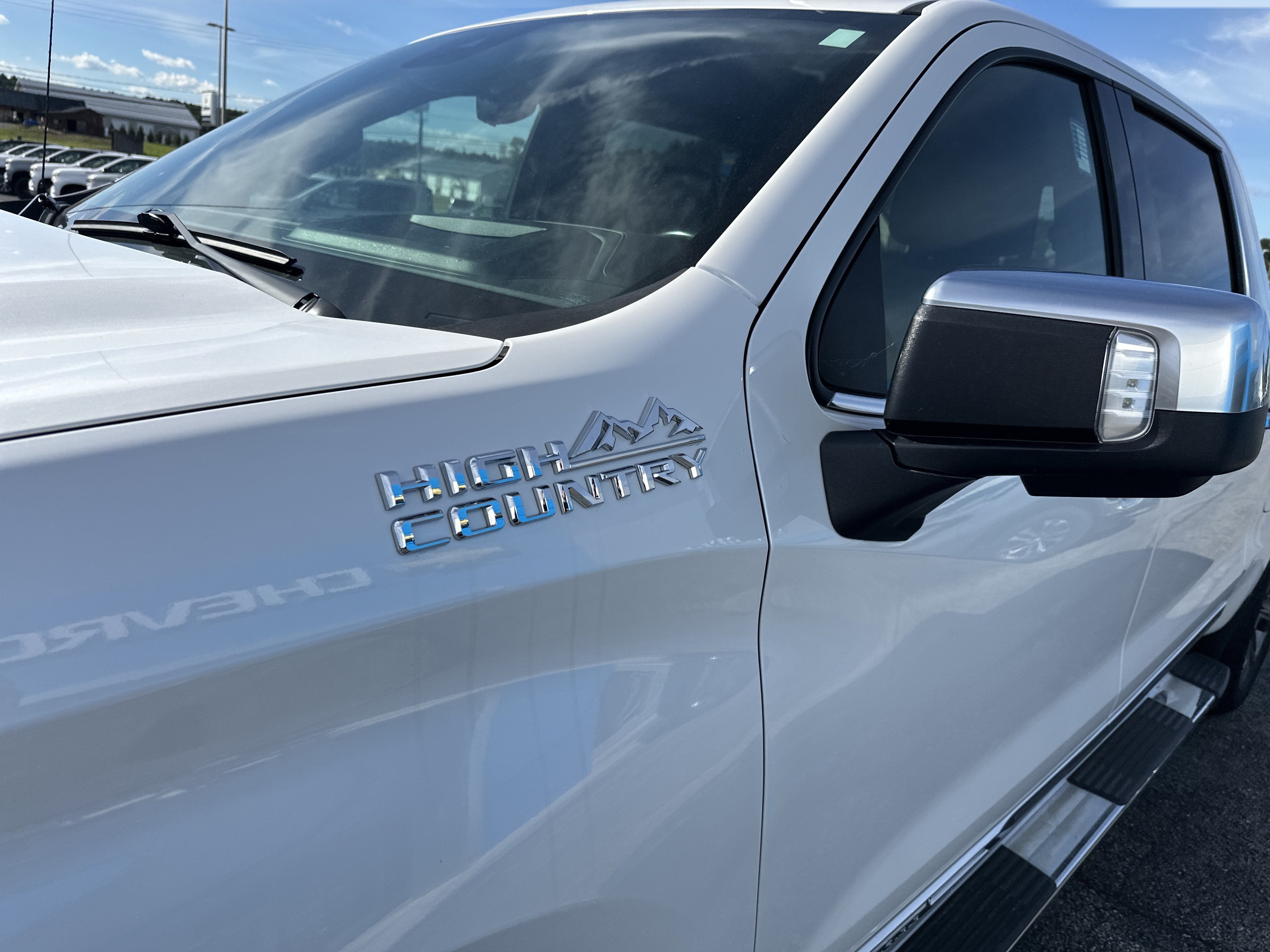 2023 Chevrolet Silverado 1500 High Country