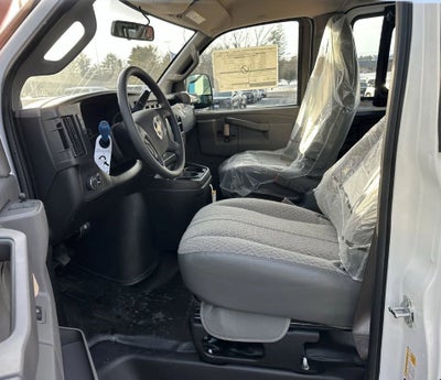 2025 Chevrolet Express Cargo WT