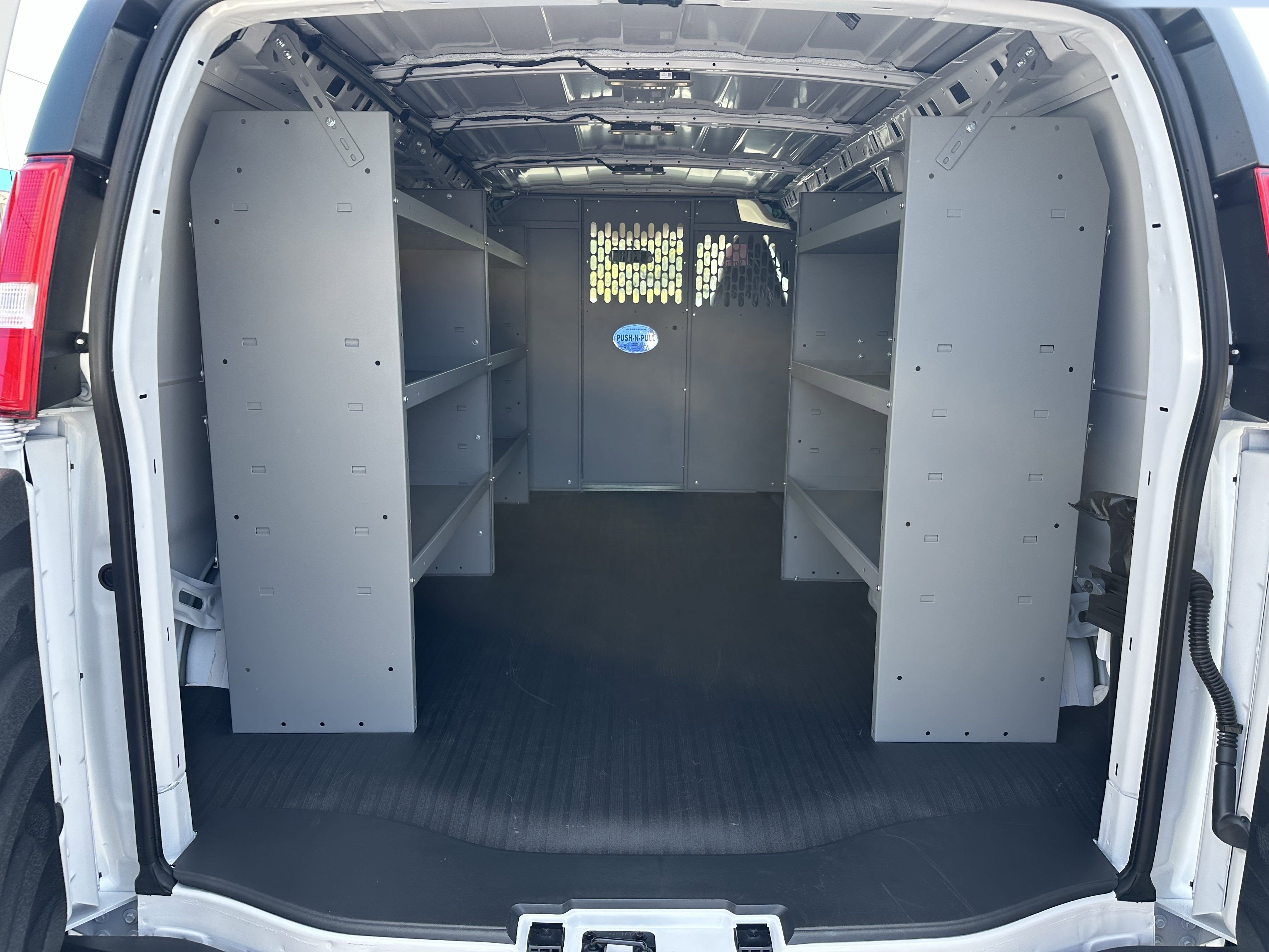 2025 Chevrolet Express Cargo 3500 WT