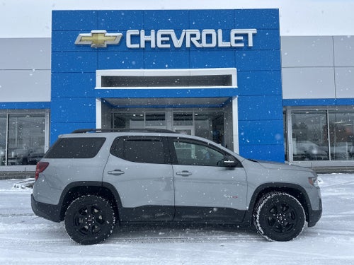 2023 GMC Acadia AT4