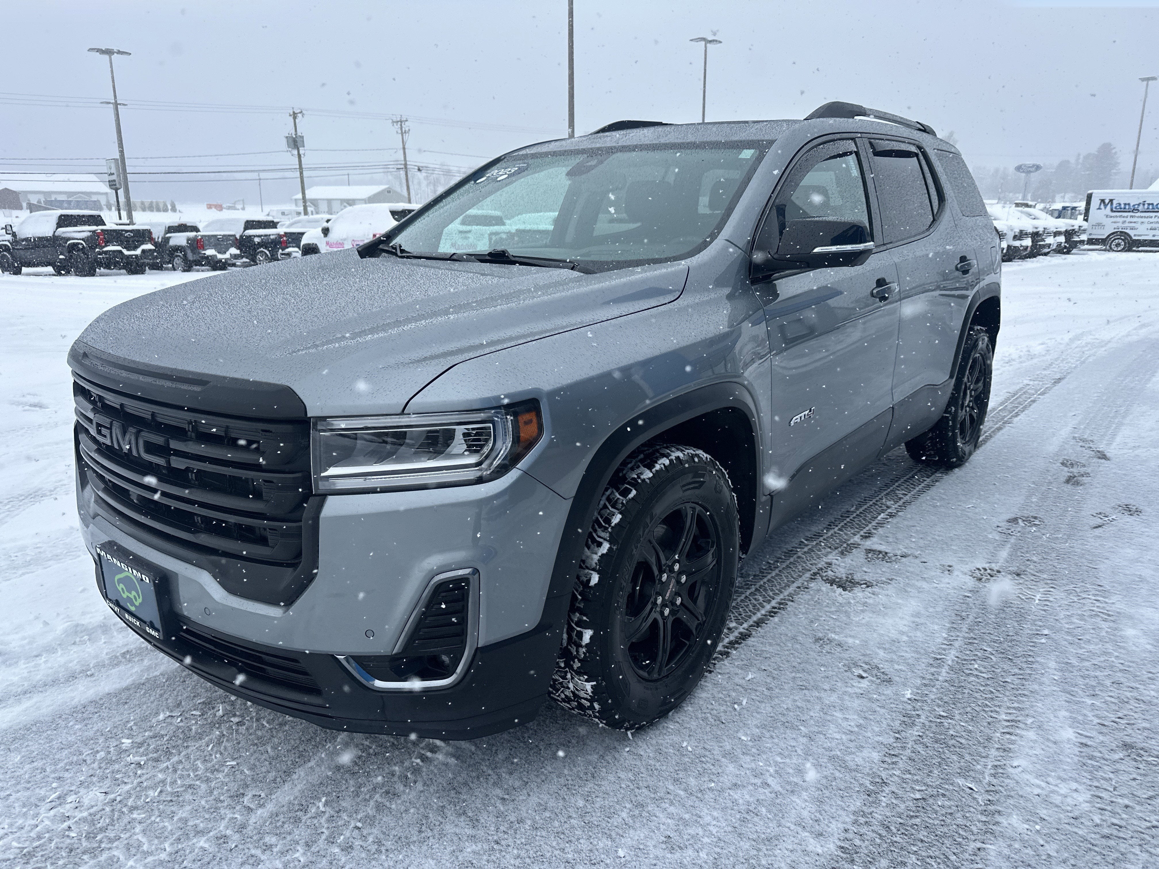 2023 GMC Acadia AT4
