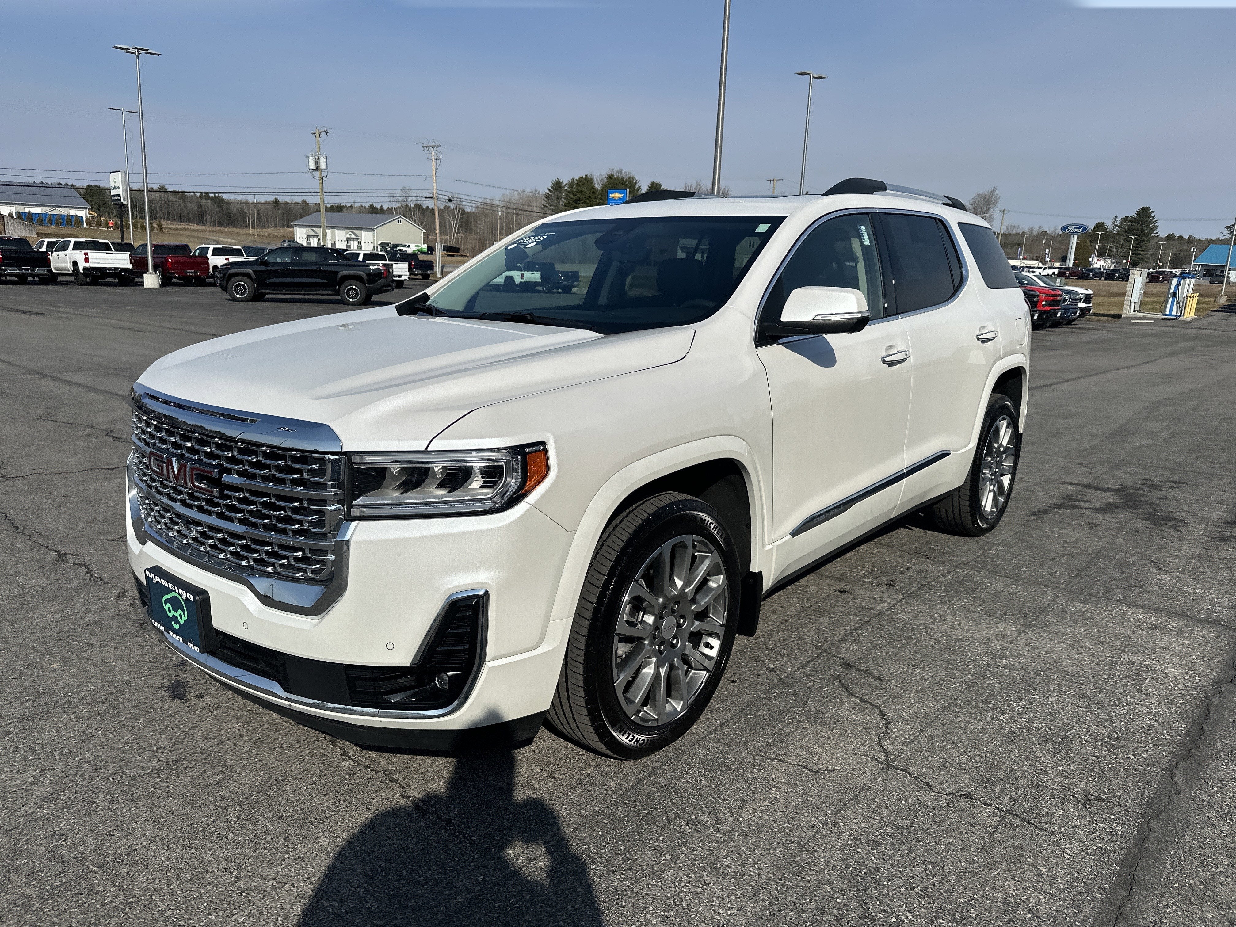 2023 GMC Acadia Denali