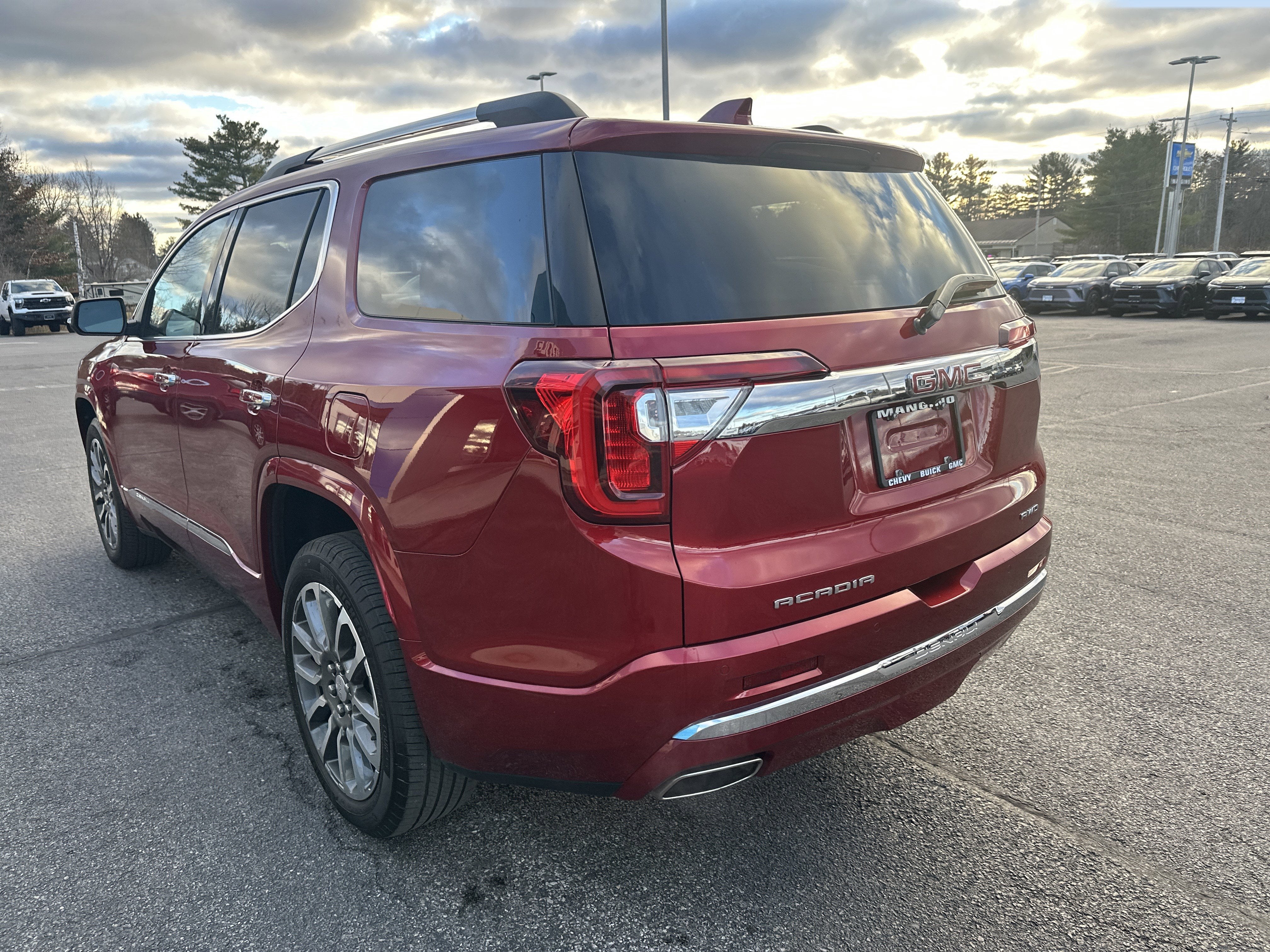 2022 GMC Acadia Denali