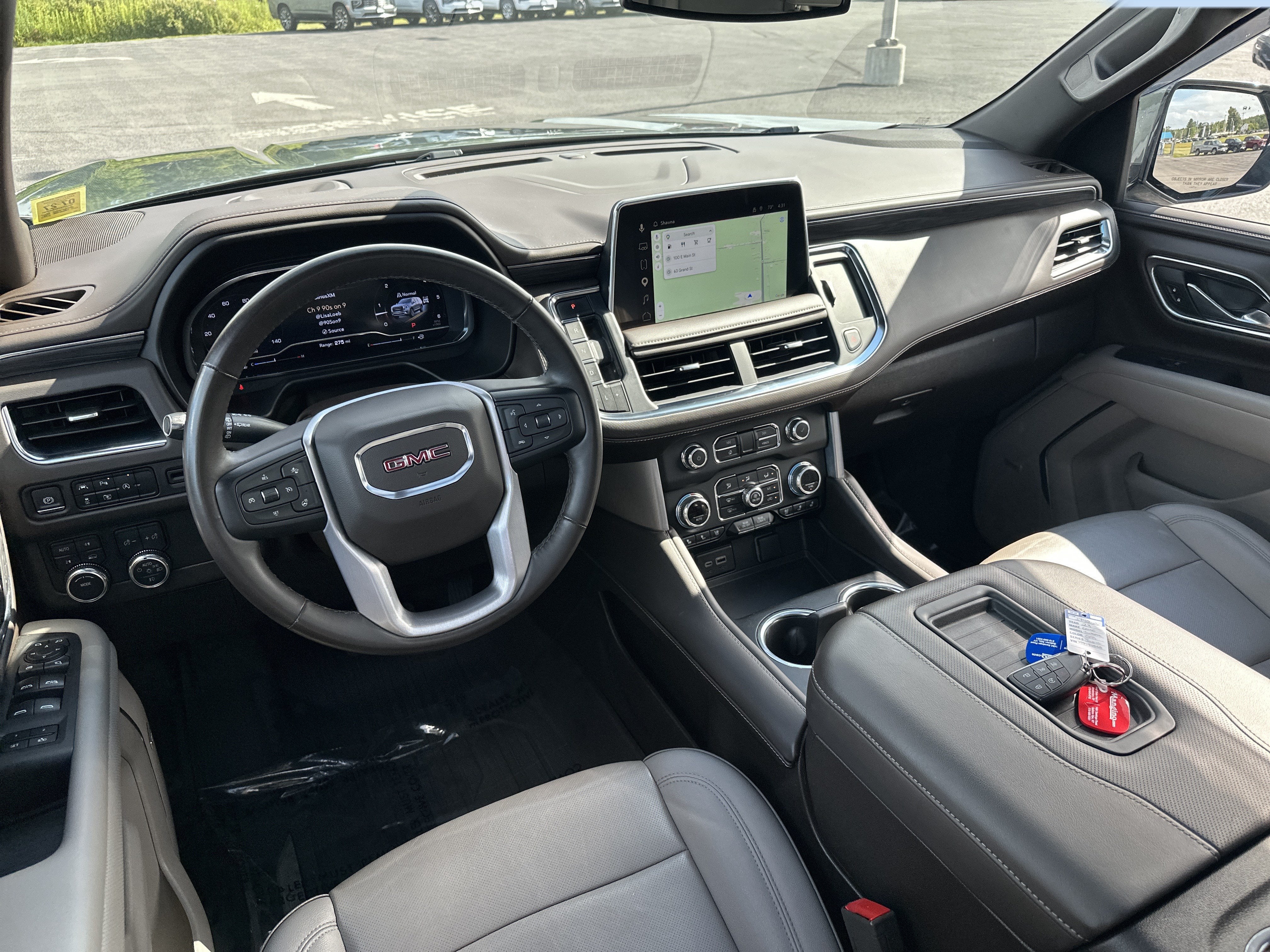 2023 GMC Yukon SLT