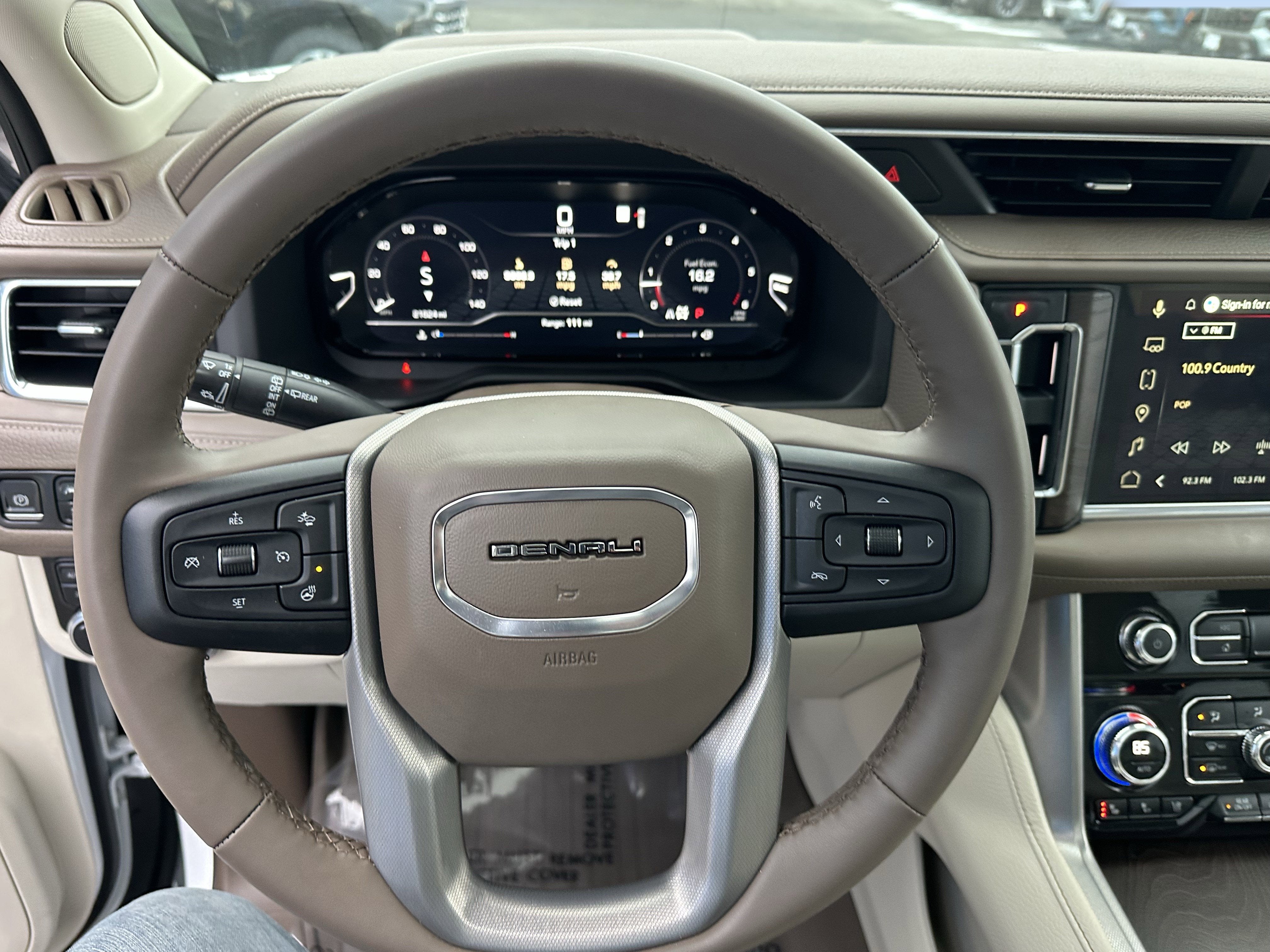 2023 GMC Yukon Denali