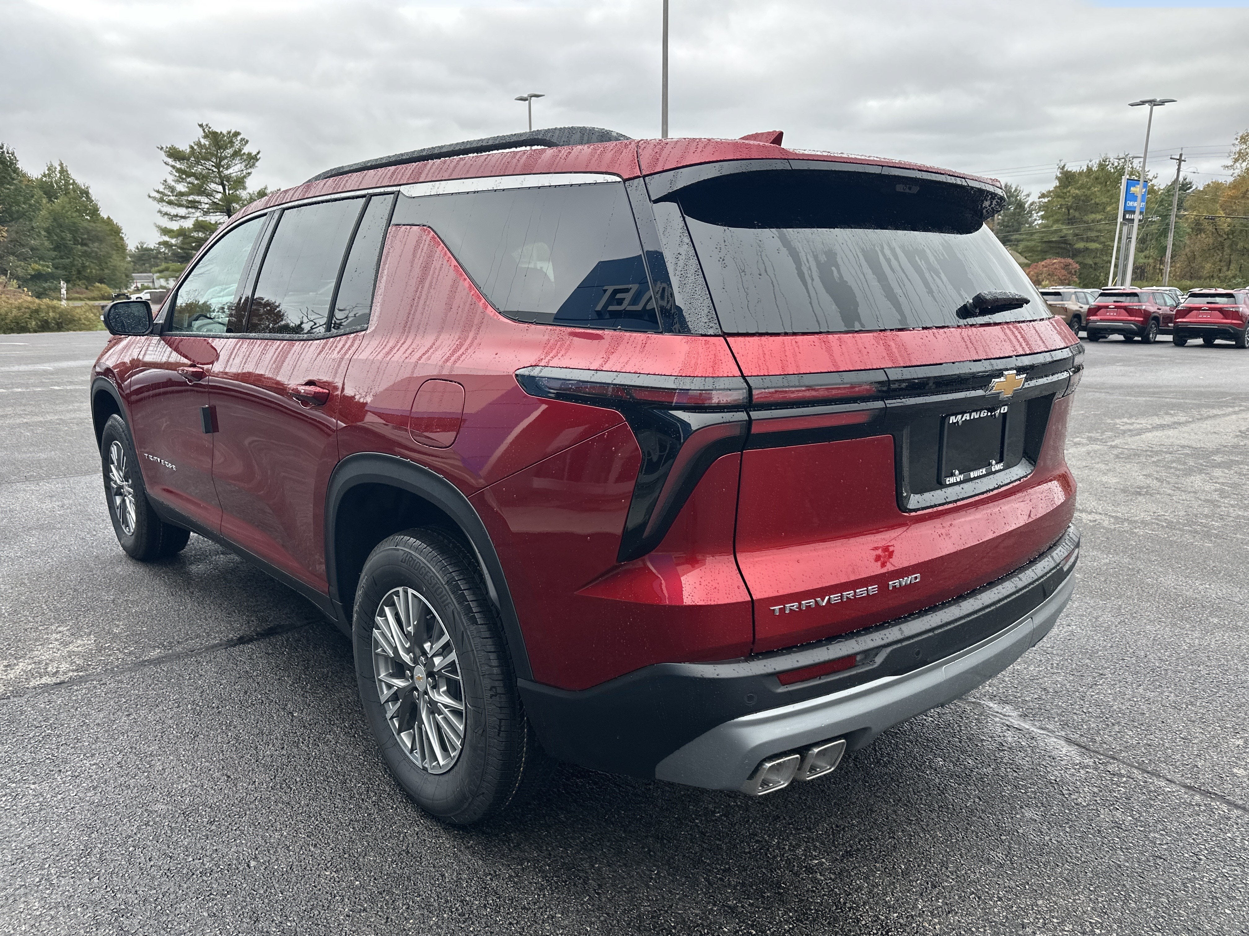 2027 Chevrolet Traverse LT