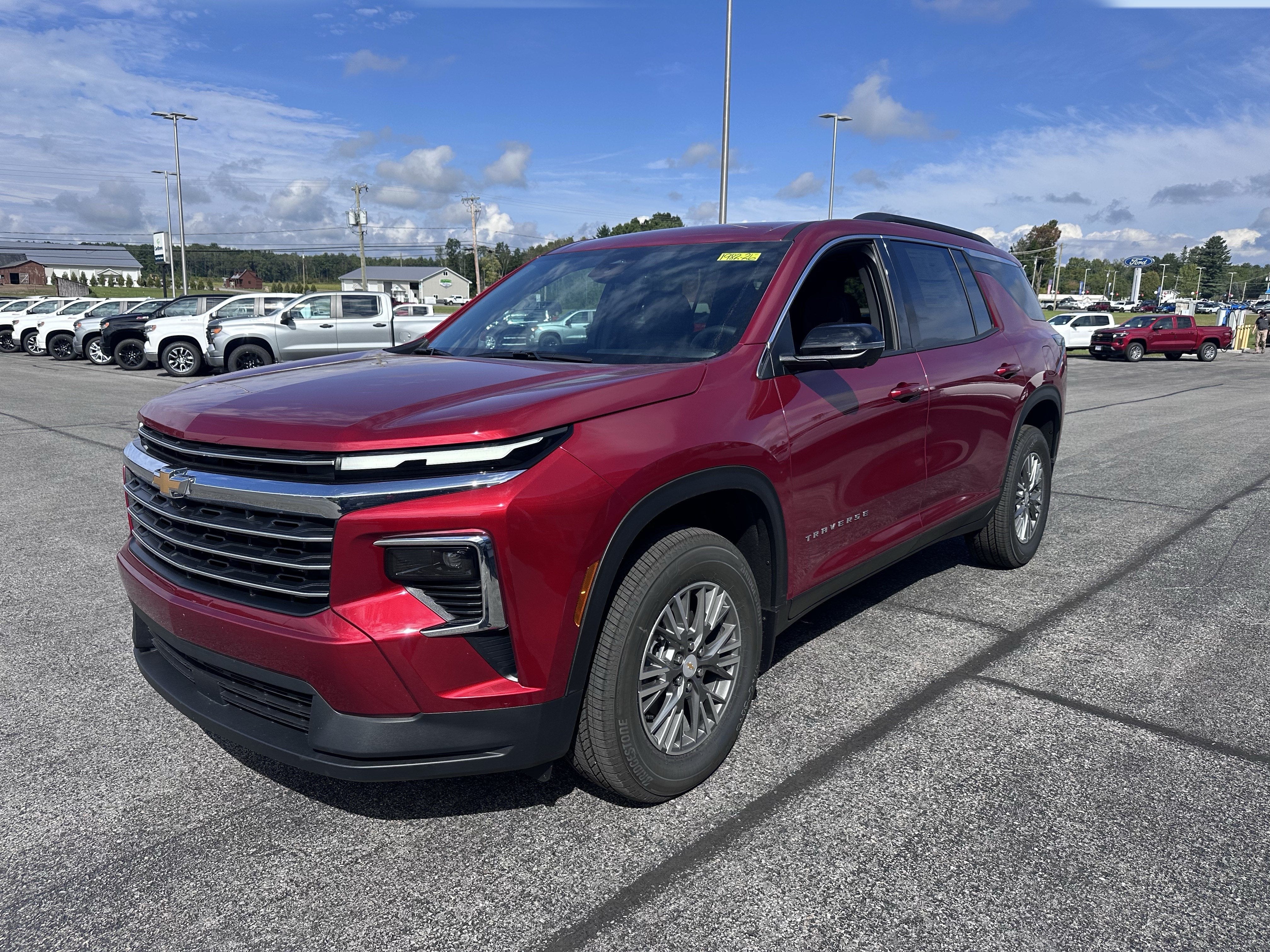 2026 Chevrolet Traverse LT