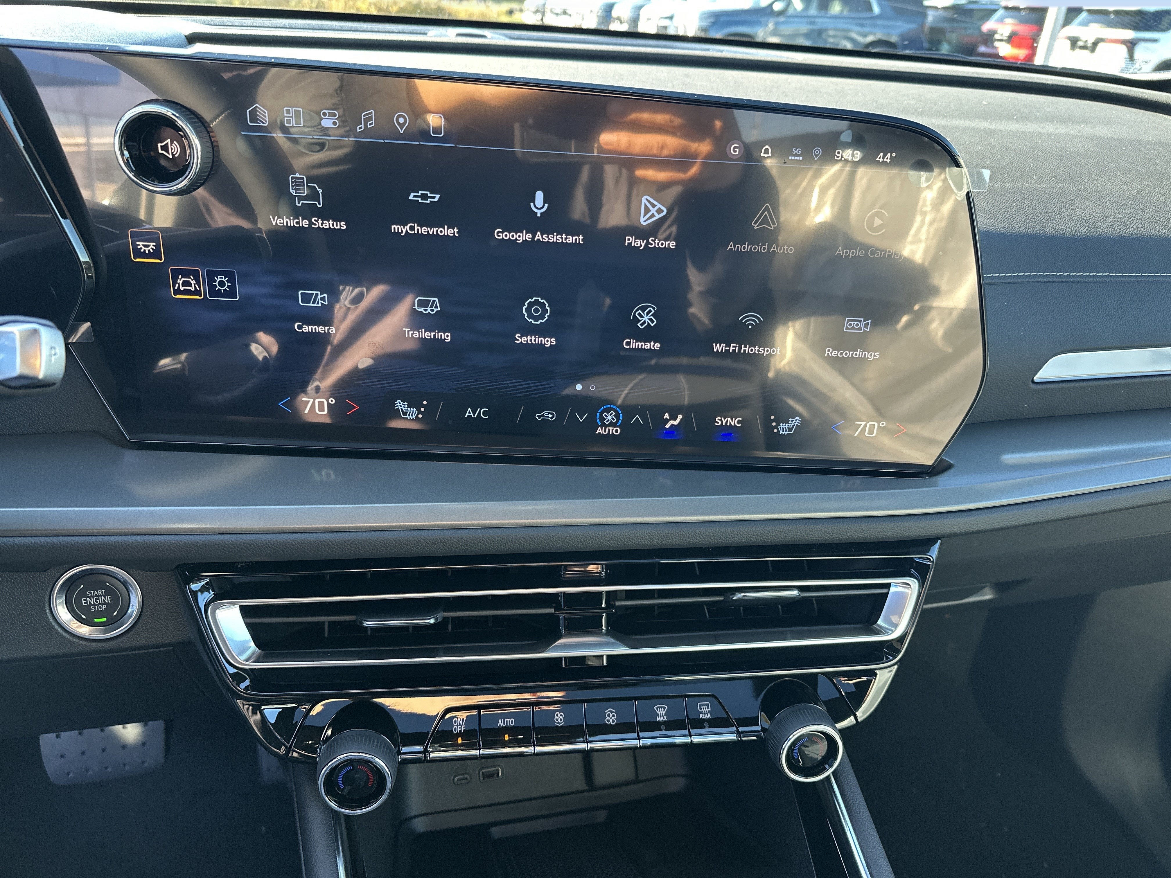 2027 Chevrolet Traverse LT