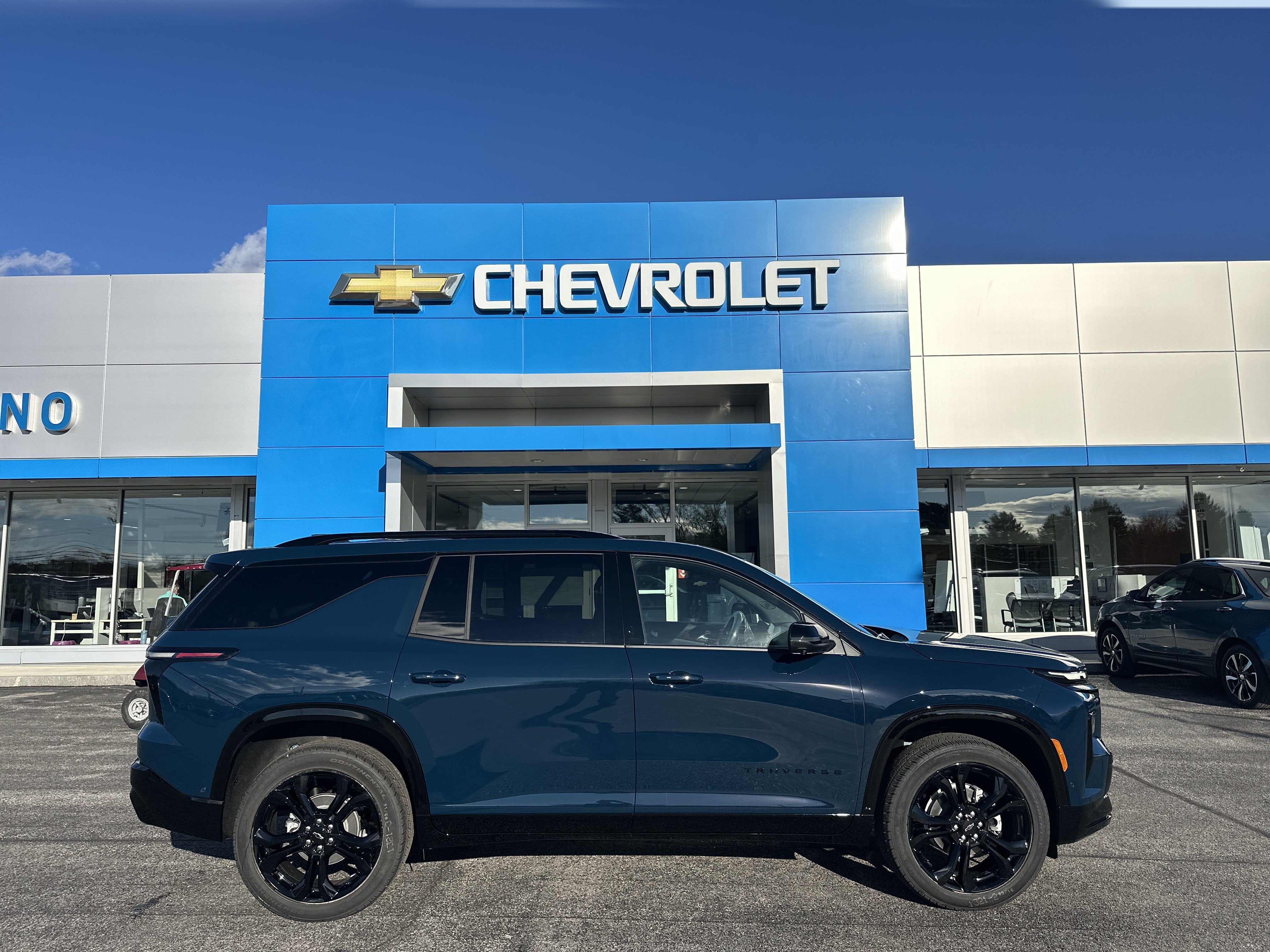 2027 Chevrolet Traverse RS