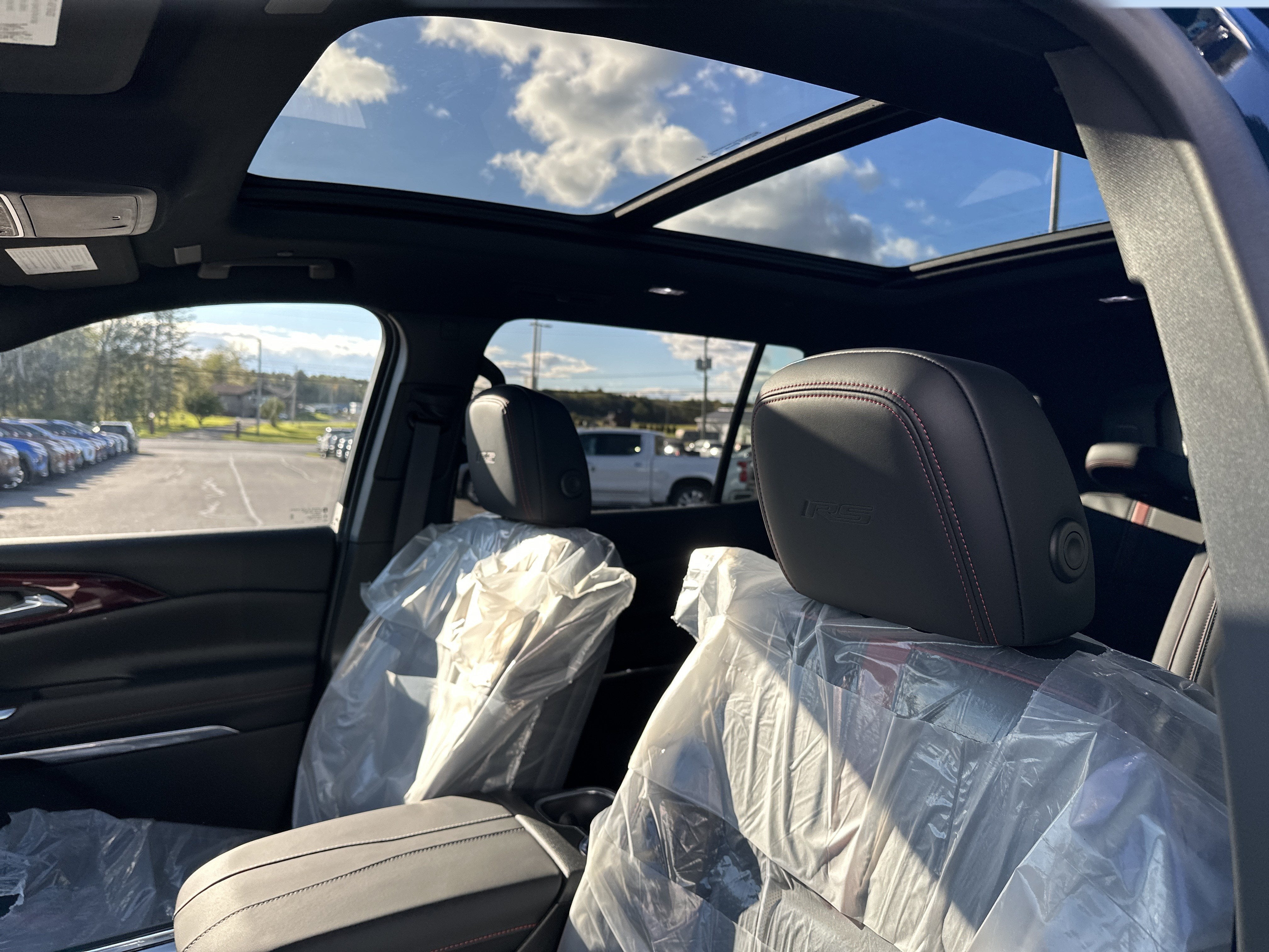 2027 Chevrolet Traverse RS