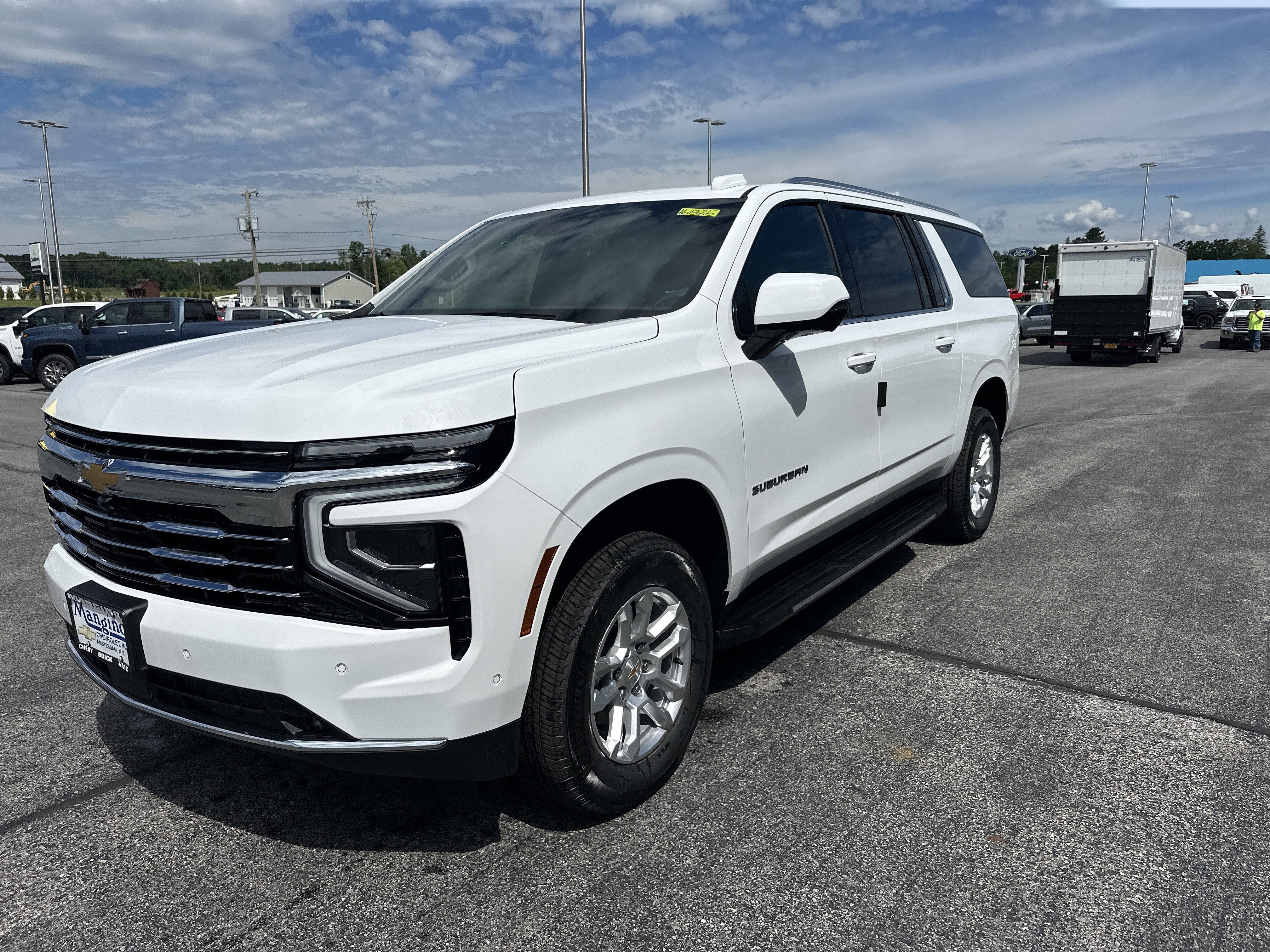 2026 Chevrolet Suburban LT