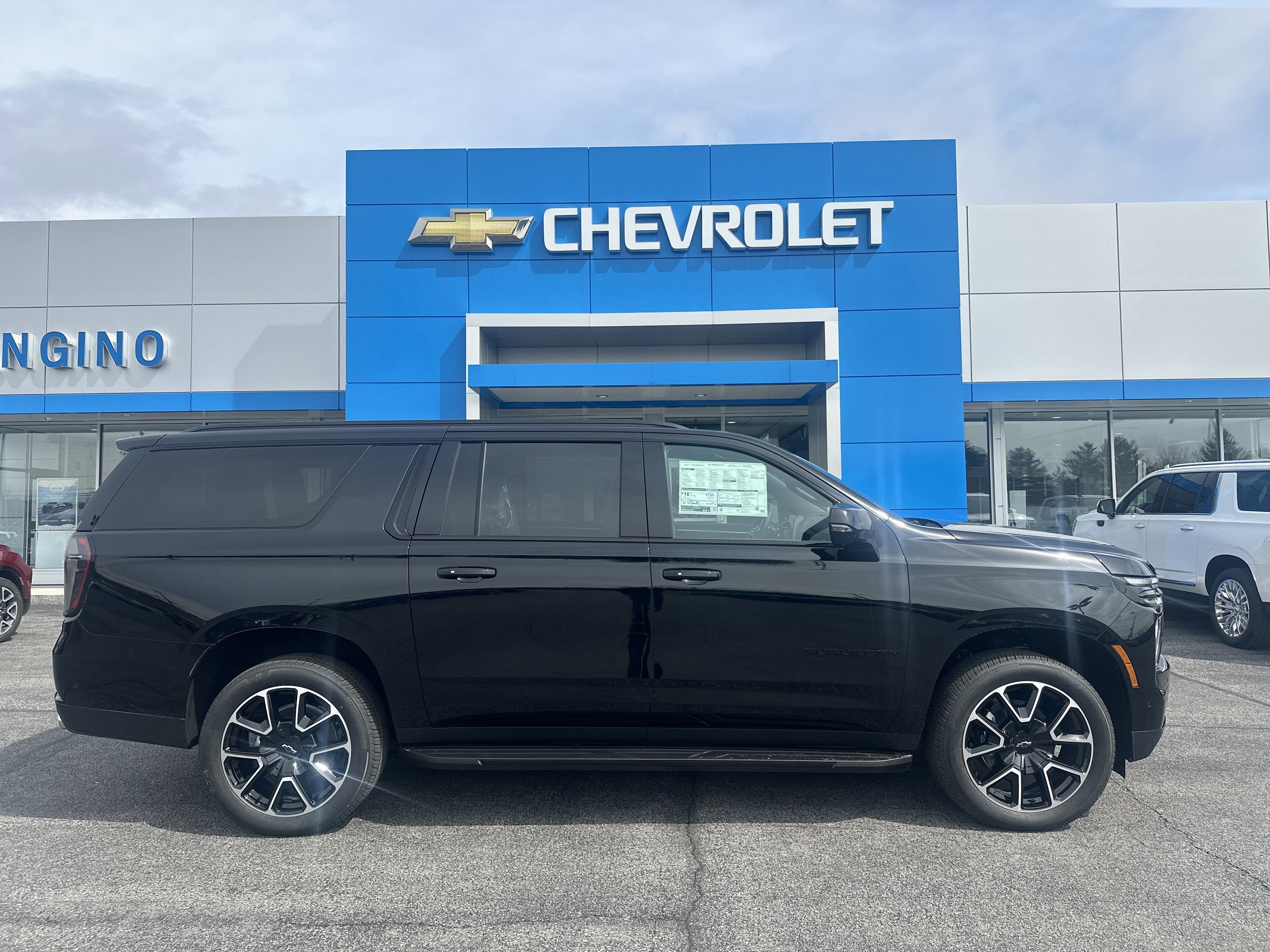 2026 Chevrolet Suburban RST
