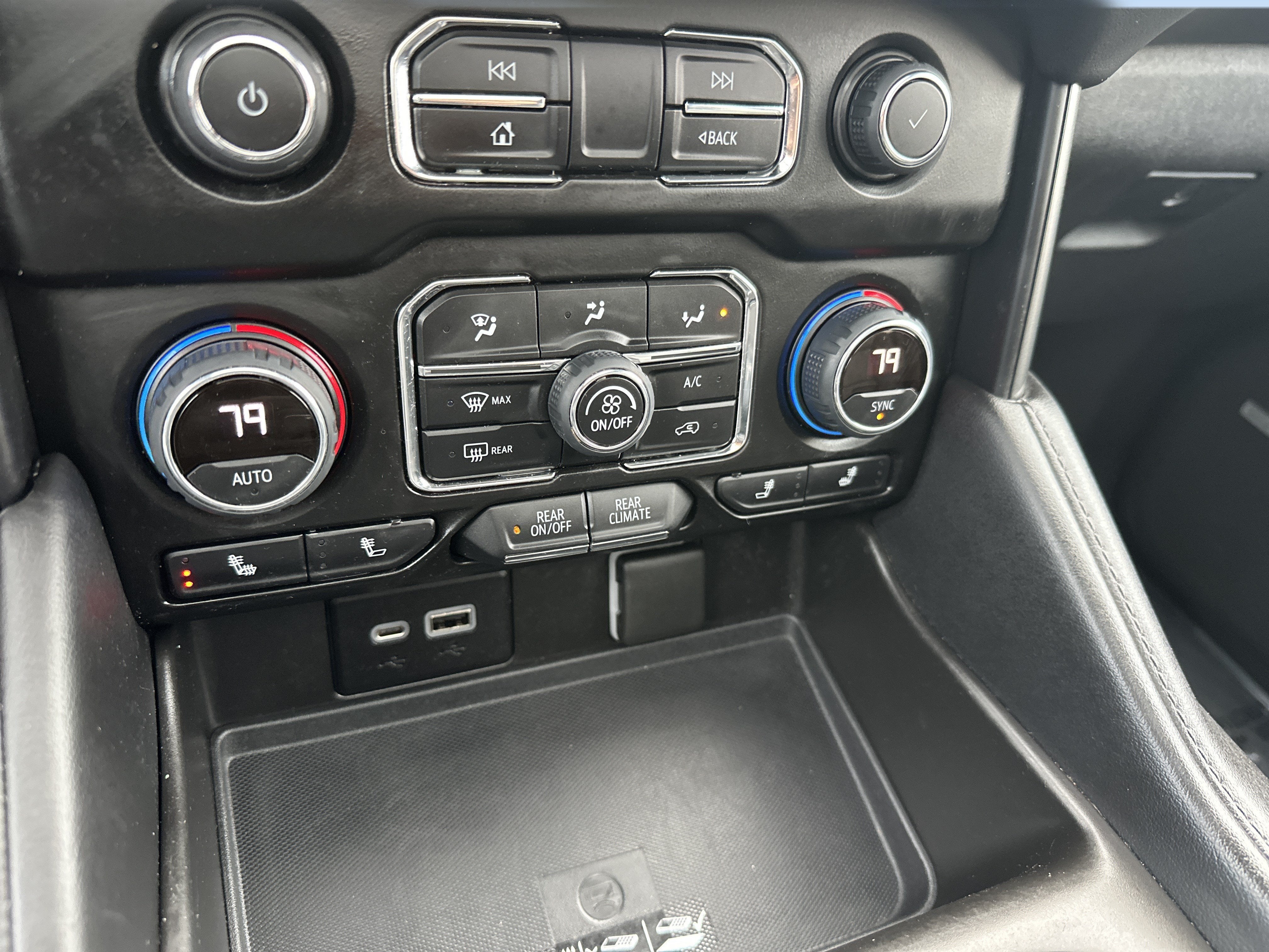 2021 Chevrolet Suburban Z71
