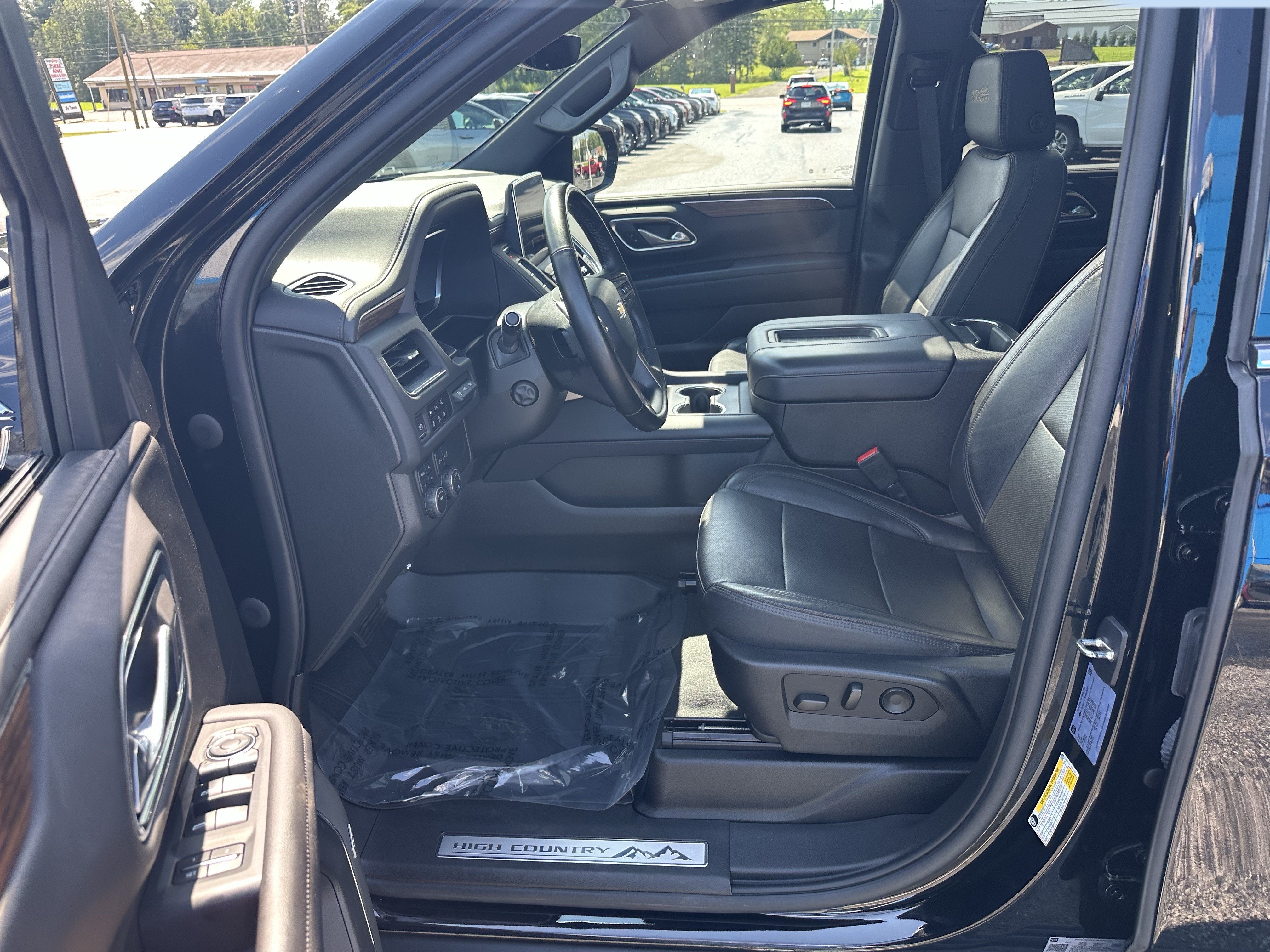 2023 Chevrolet Suburban High Country