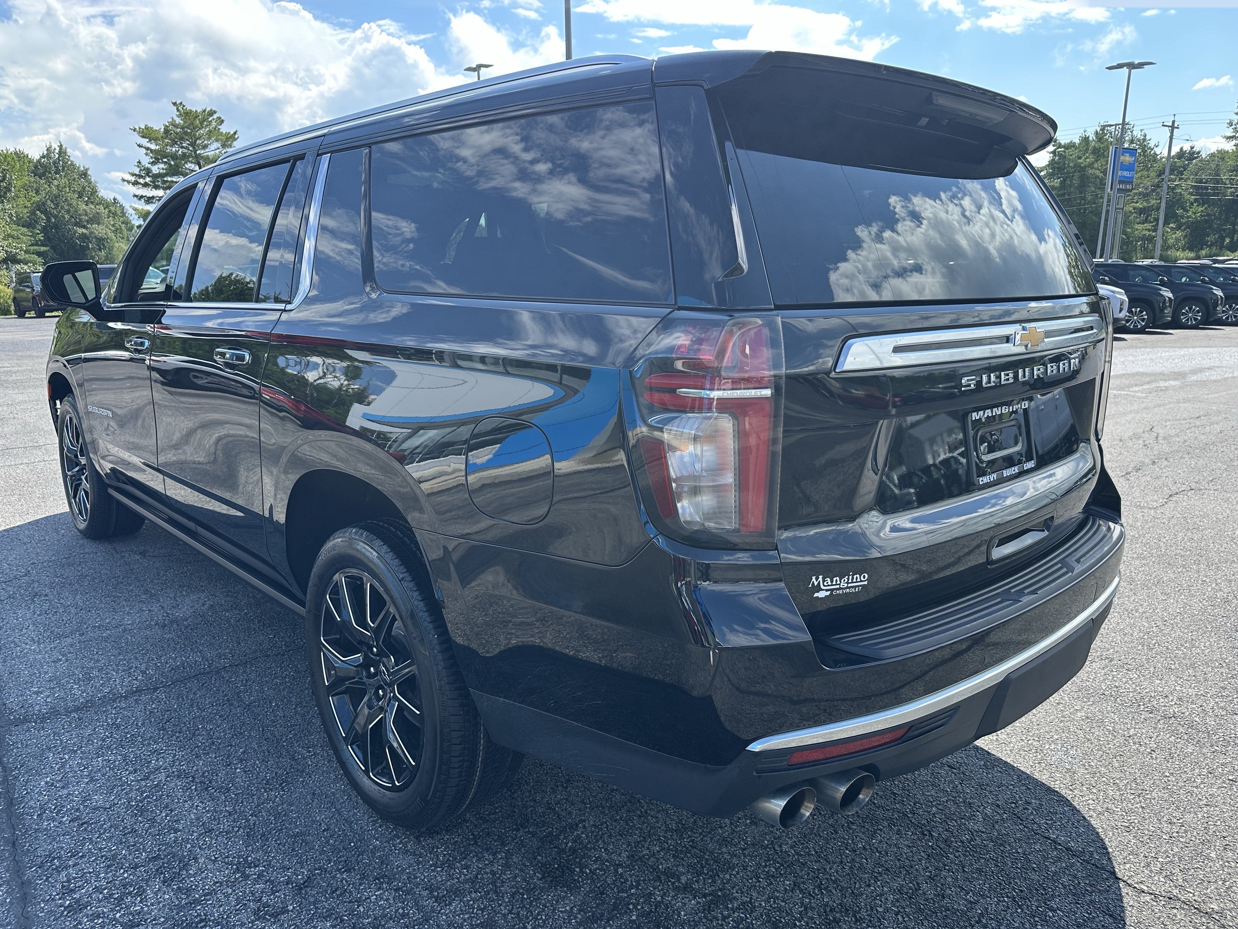 2023 Chevrolet Suburban High Country