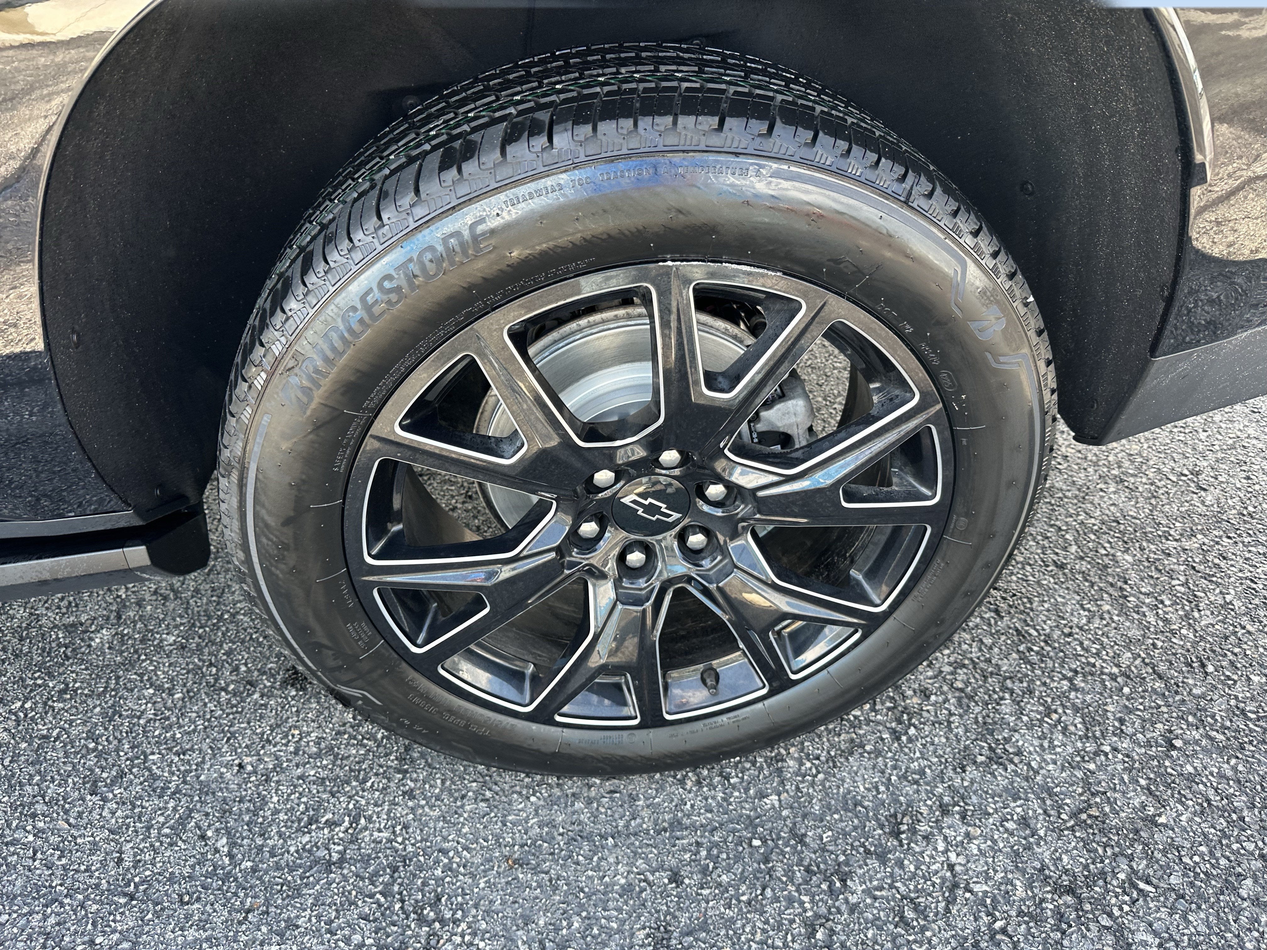 2023 Chevrolet Suburban High Country