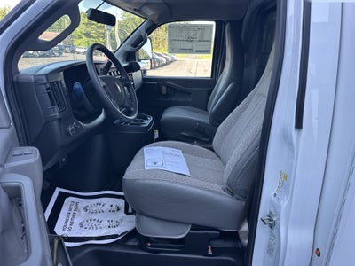 2026 Chevrolet Express Cutaway 3500 1WT