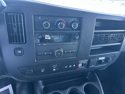 2026 Chevrolet Express Cutaway 3500 1WT