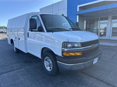 2026 Chevrolet Express Cutaway 3500 1WT