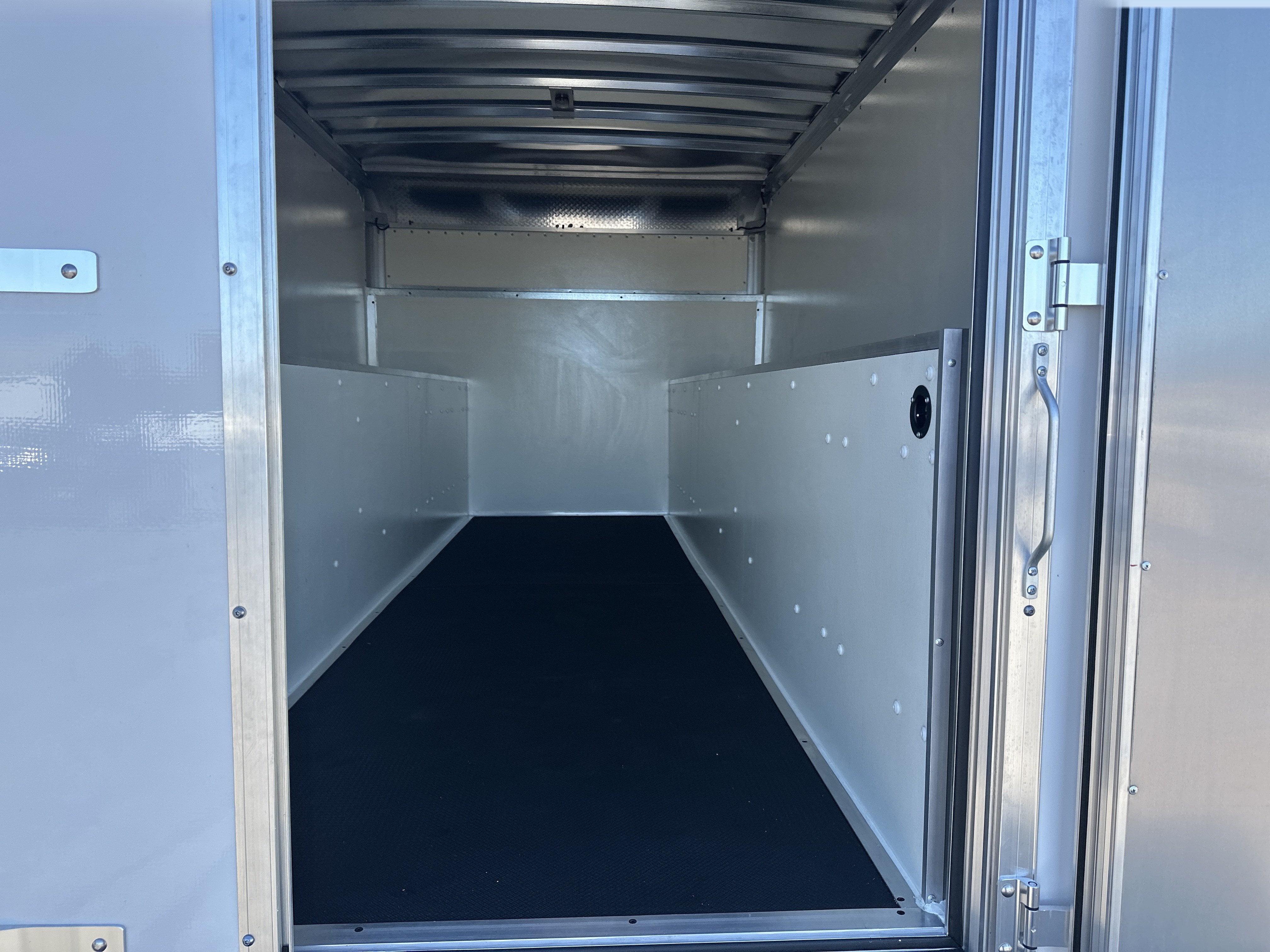2026 Chevrolet Express Cutaway 4500 2WT