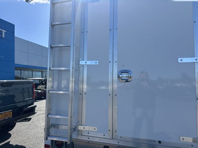 2026 Chevrolet Express Cutaway 4500 2WT
