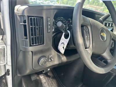 2026 Chevrolet Express Cutaway 4500 2WT