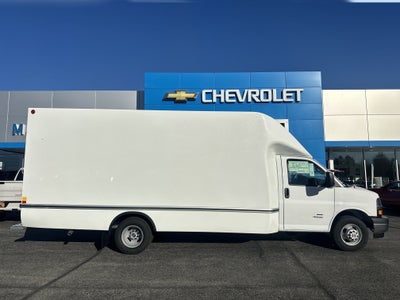 2026 Chevrolet Express Cutaway 4500 2WT