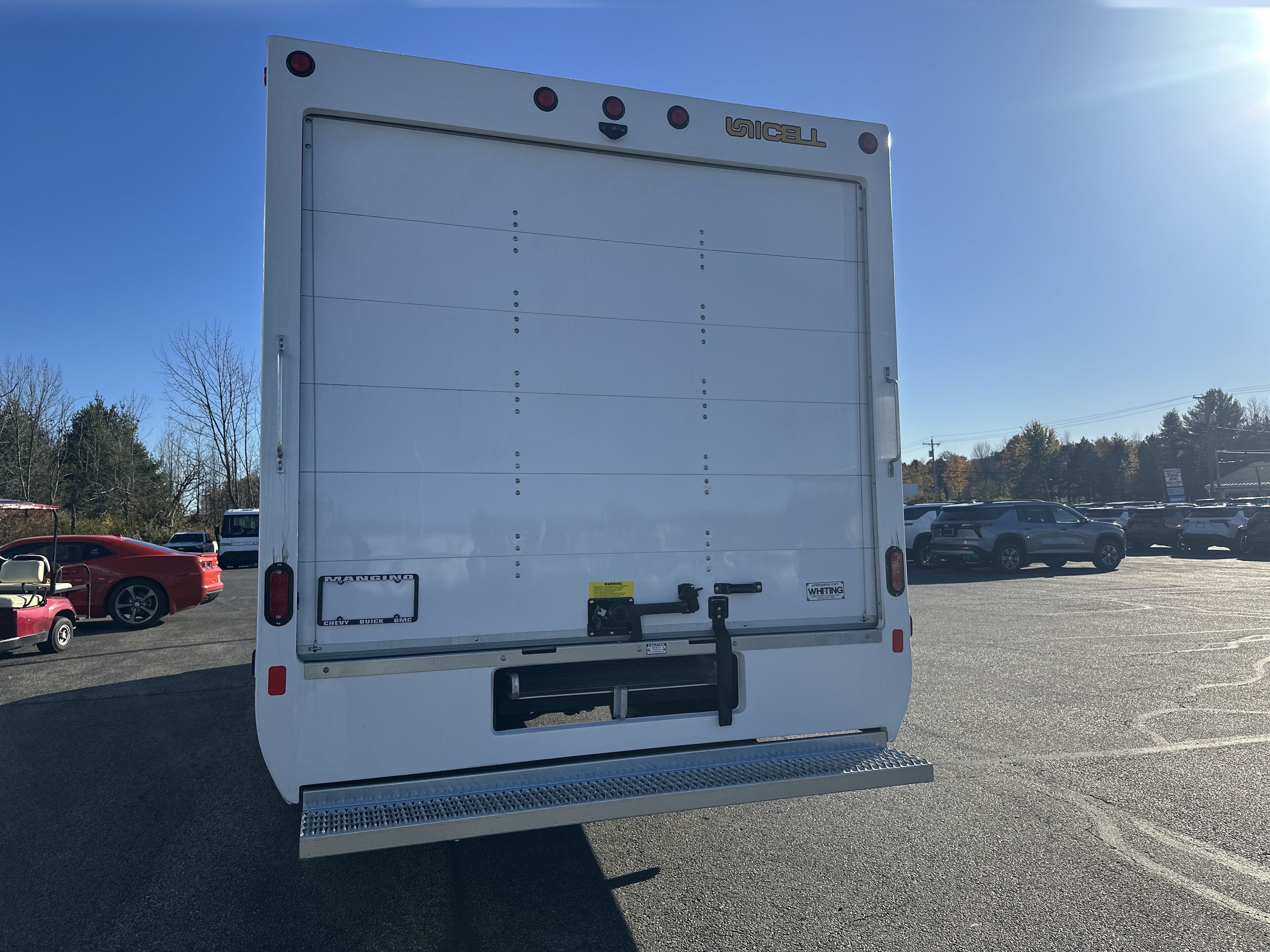 2026 Chevrolet Express Cutaway 4500 2WT