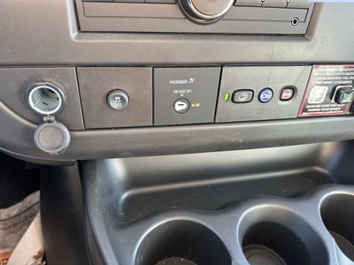 2025 Chevrolet Express Cutaway 4500 2WT