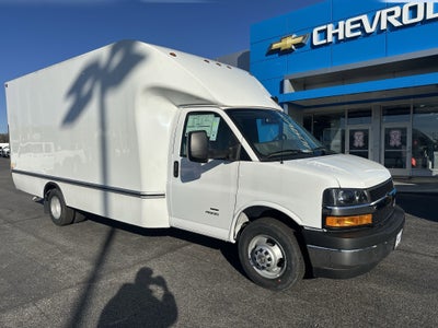 2025 Chevrolet Express Cutaway 4500 2WT