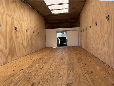 2025 Chevrolet Express Cutaway 4500 2WT